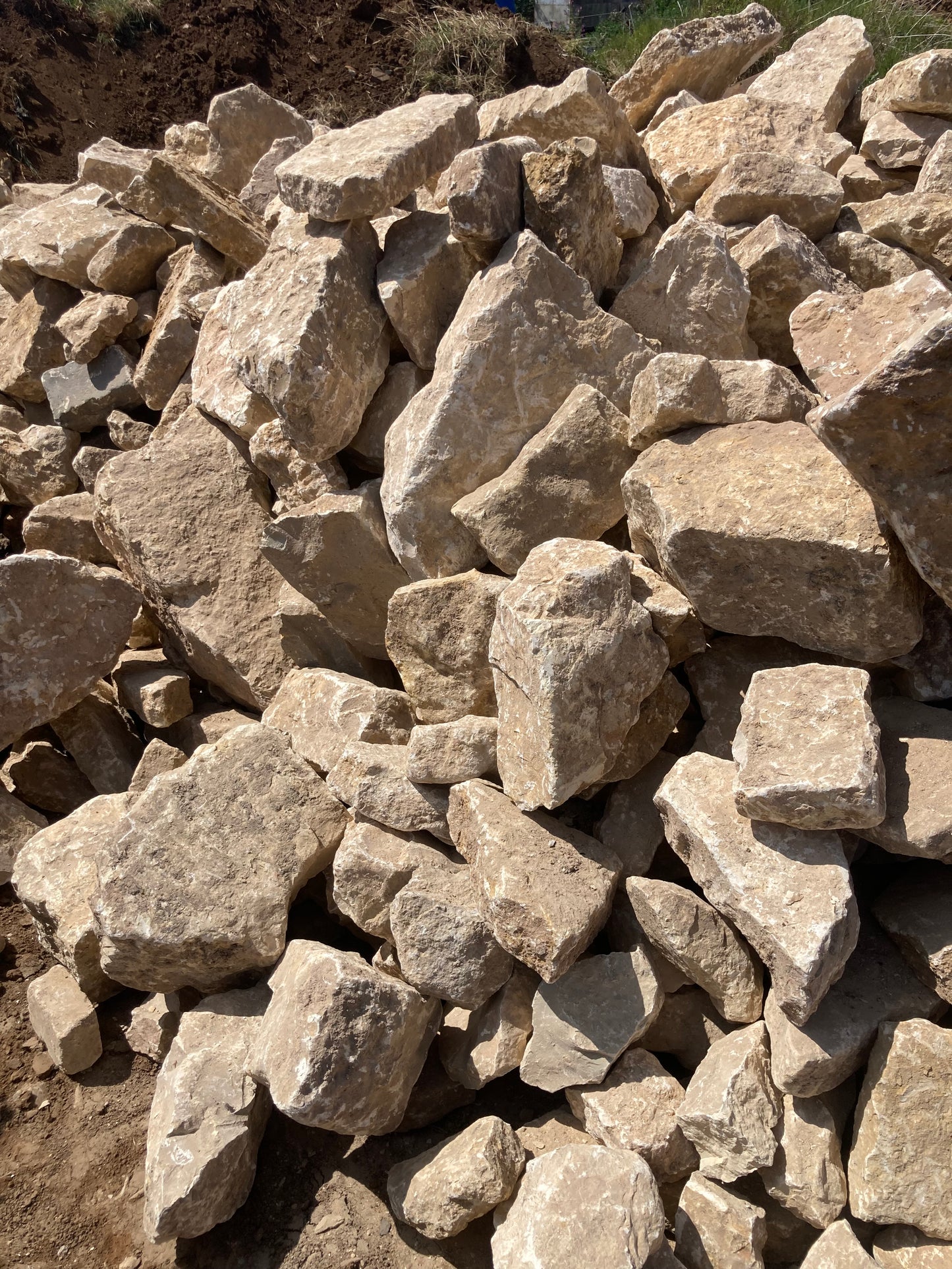 High Quality White Lias Limestone Mendip Building Stone