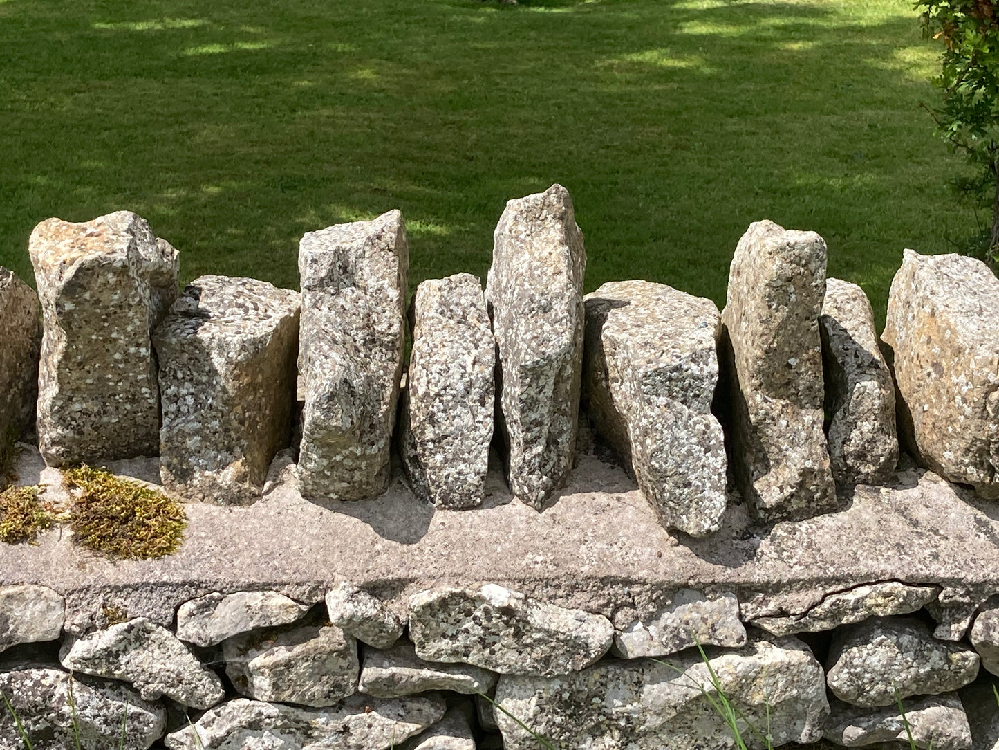 Cock & Hens Mendip Dry Stone Walling Topping Stones Dumpy Bulk Bag