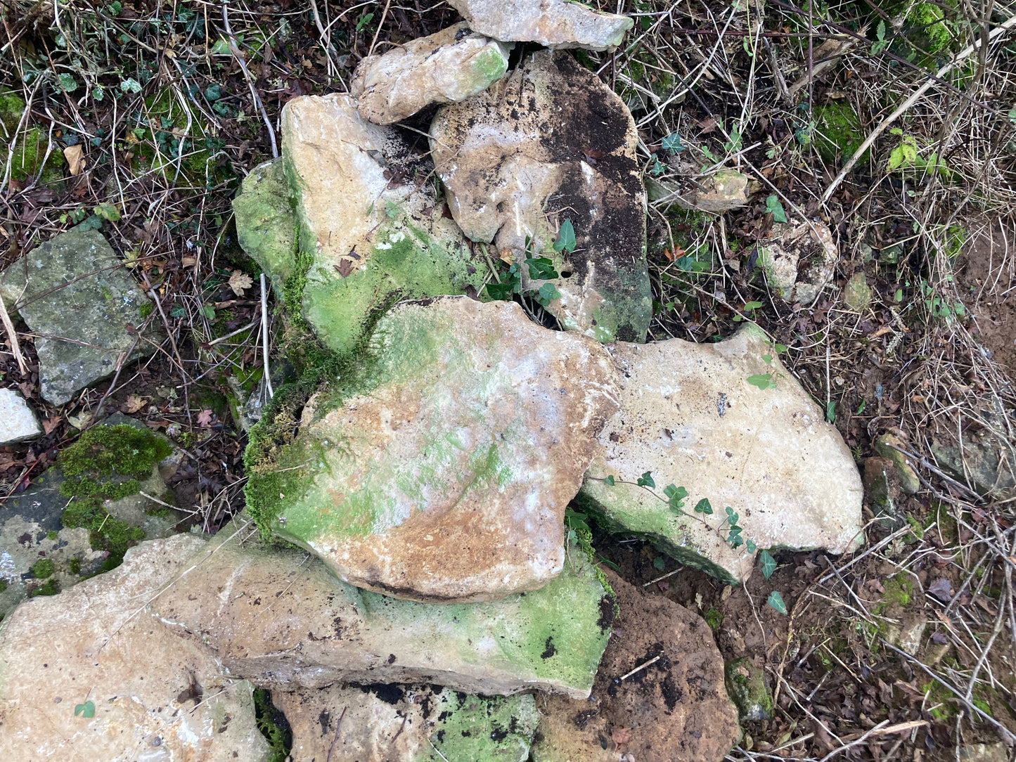 Large Flats Mendip Dry Stone Walling Stone Per Dumpy Bulk Bag