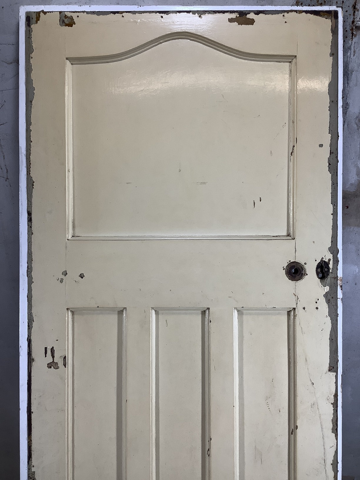 30 1/8"X76 7/8" 1930s Internal Painted Pine Four Panel Door Arched 1over3