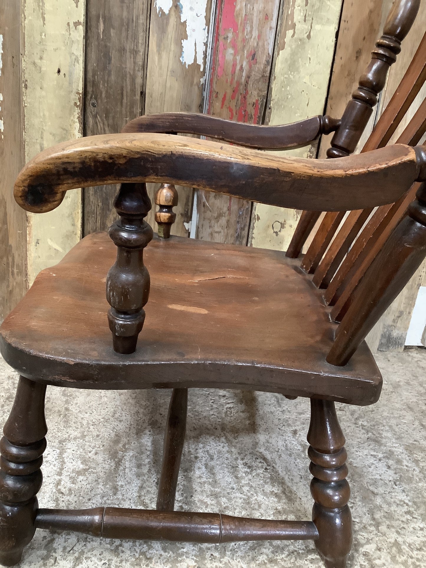 Antique Victorian Dark Low Beech & Elm Carver Windsor Grandfather Bedroom Chair