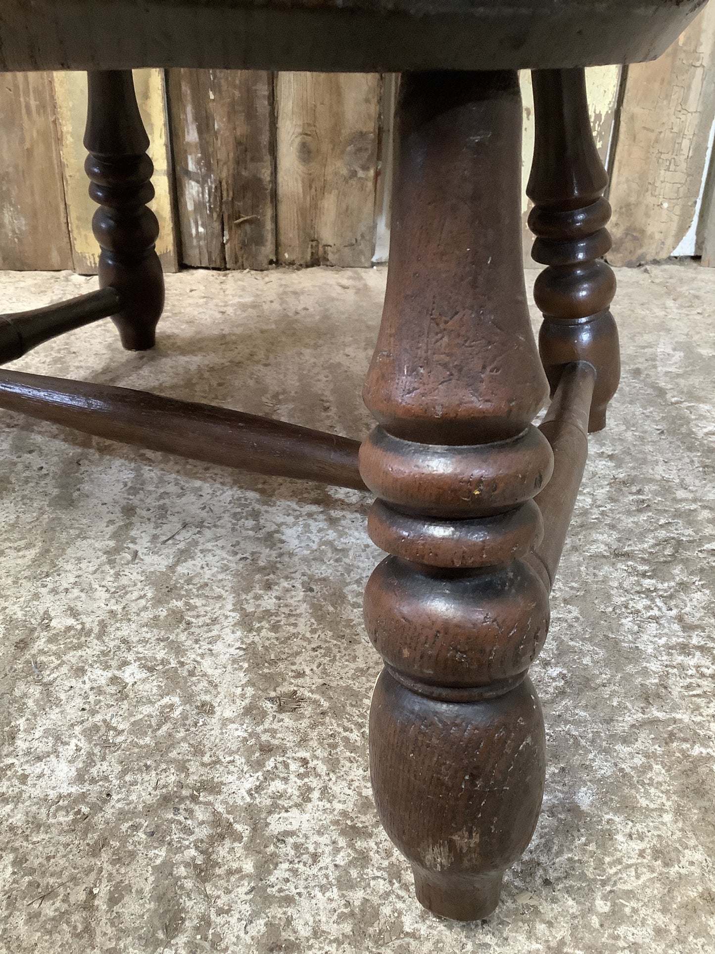 Antique Victorian Dark Low Beech & Elm Carver Windsor Grandfather Bedroom Chair