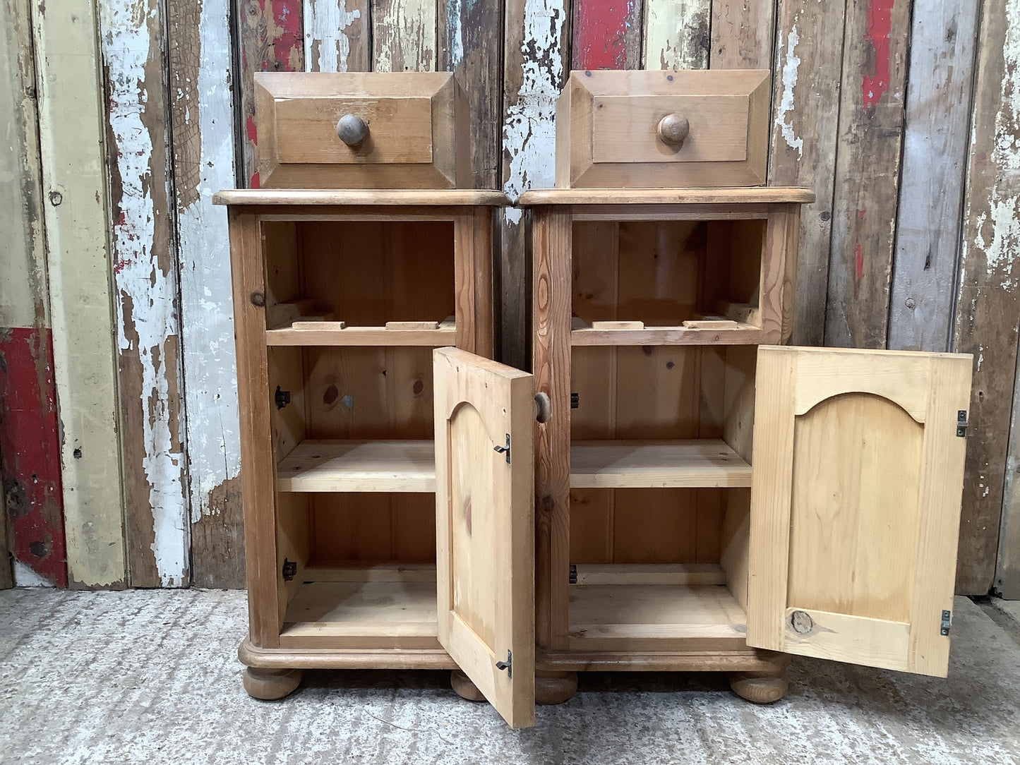 Lovely Pair of Chunky Old Waxed Pine Wooden Bedside Tables 2'3"H 1'3" W