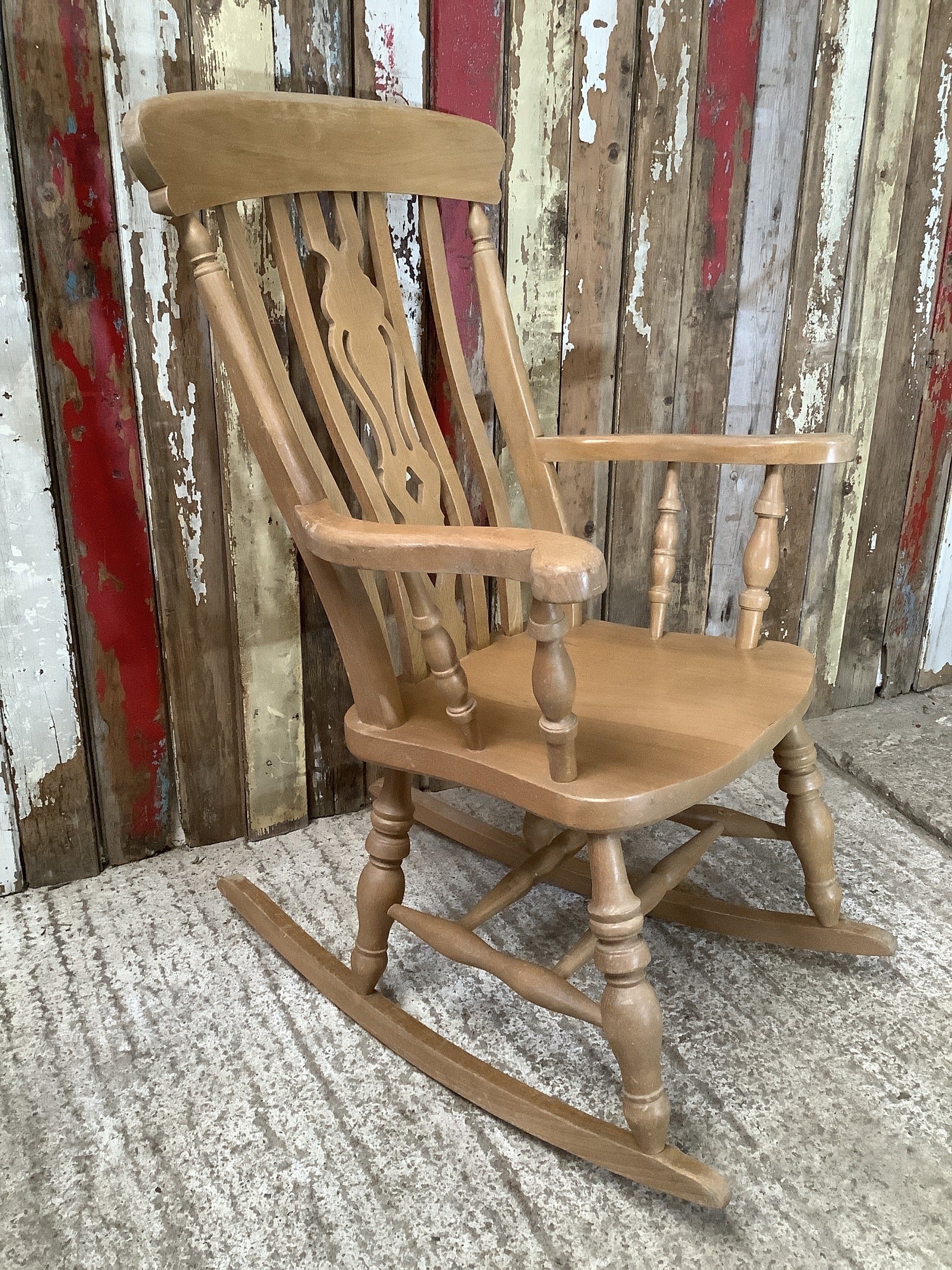 Antique Furniture Old Fashioned Wooden Rocking Chair Solid Wood