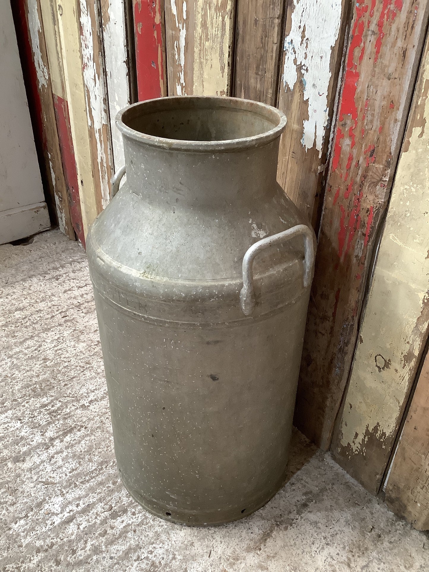 Vintage Tarnished 10 Gallon Aluminium Metal Milk Churn Flower Planter 2'1"H