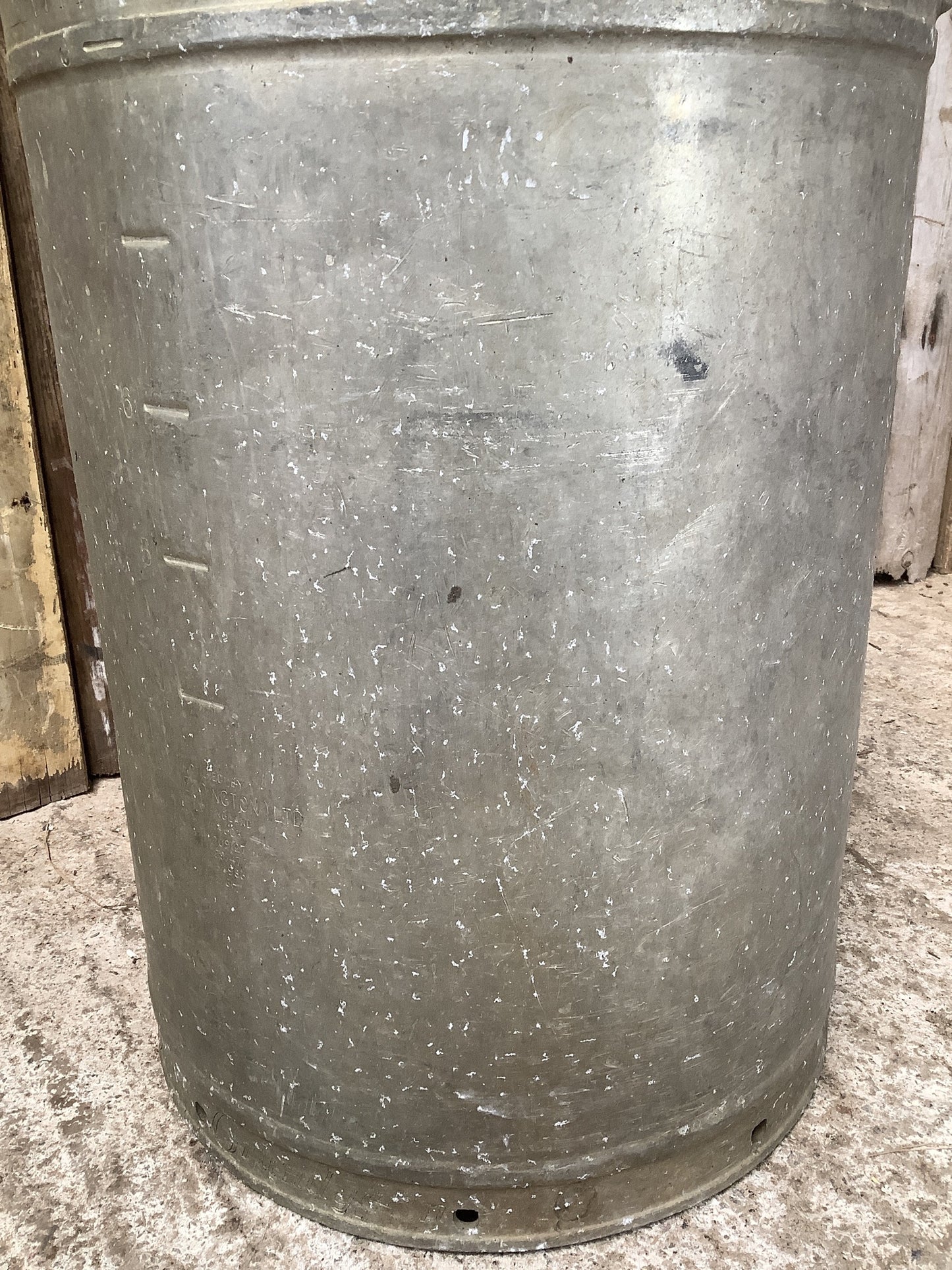 Vintage Tarnished 10 Gallon Aluminium Metal Milk Churn Flower Planter 2'1"H