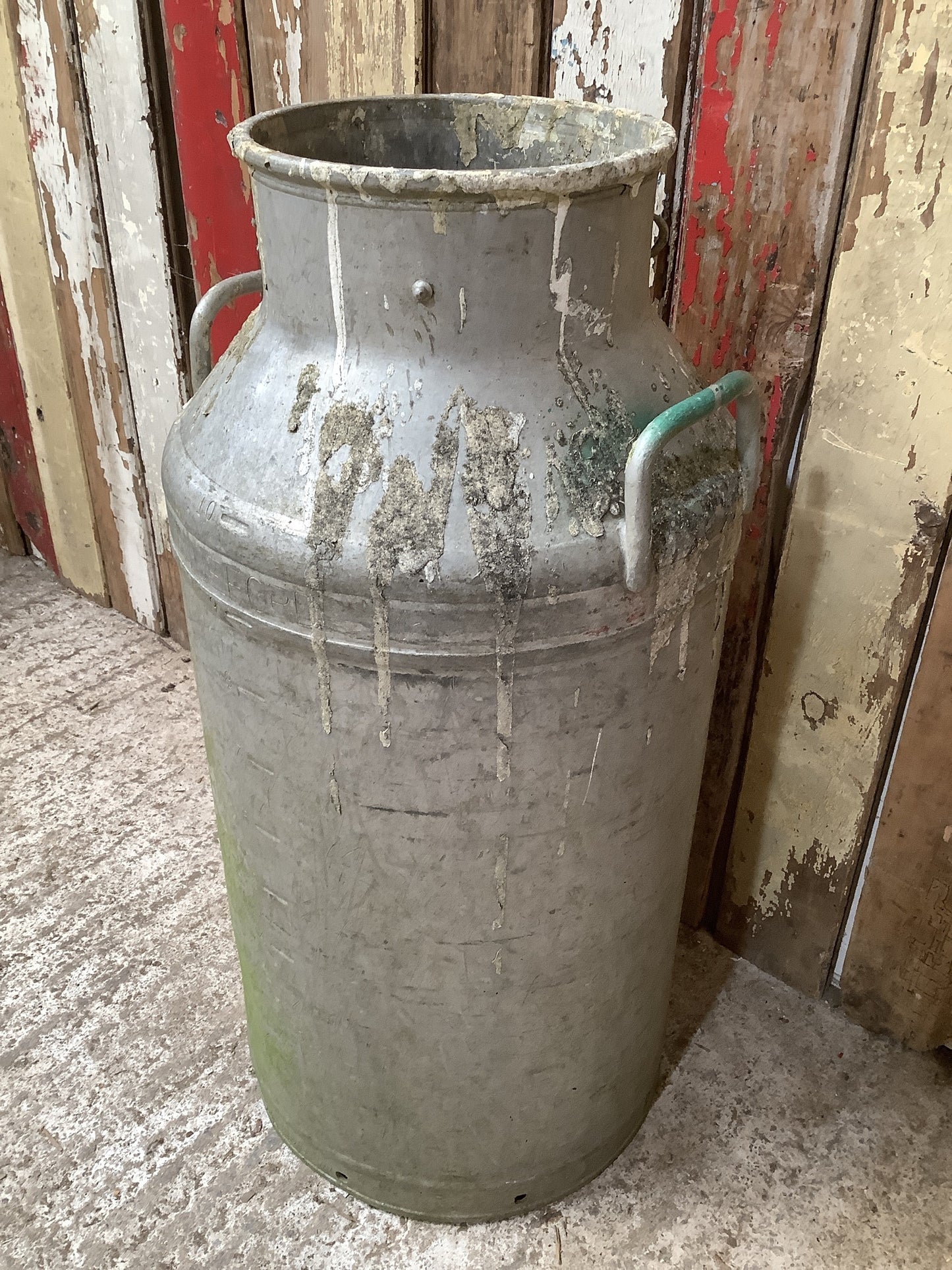 Old Tarnished Rustic Aluminium 10 Gallon Milk Churn Garden Pot 2'3"H