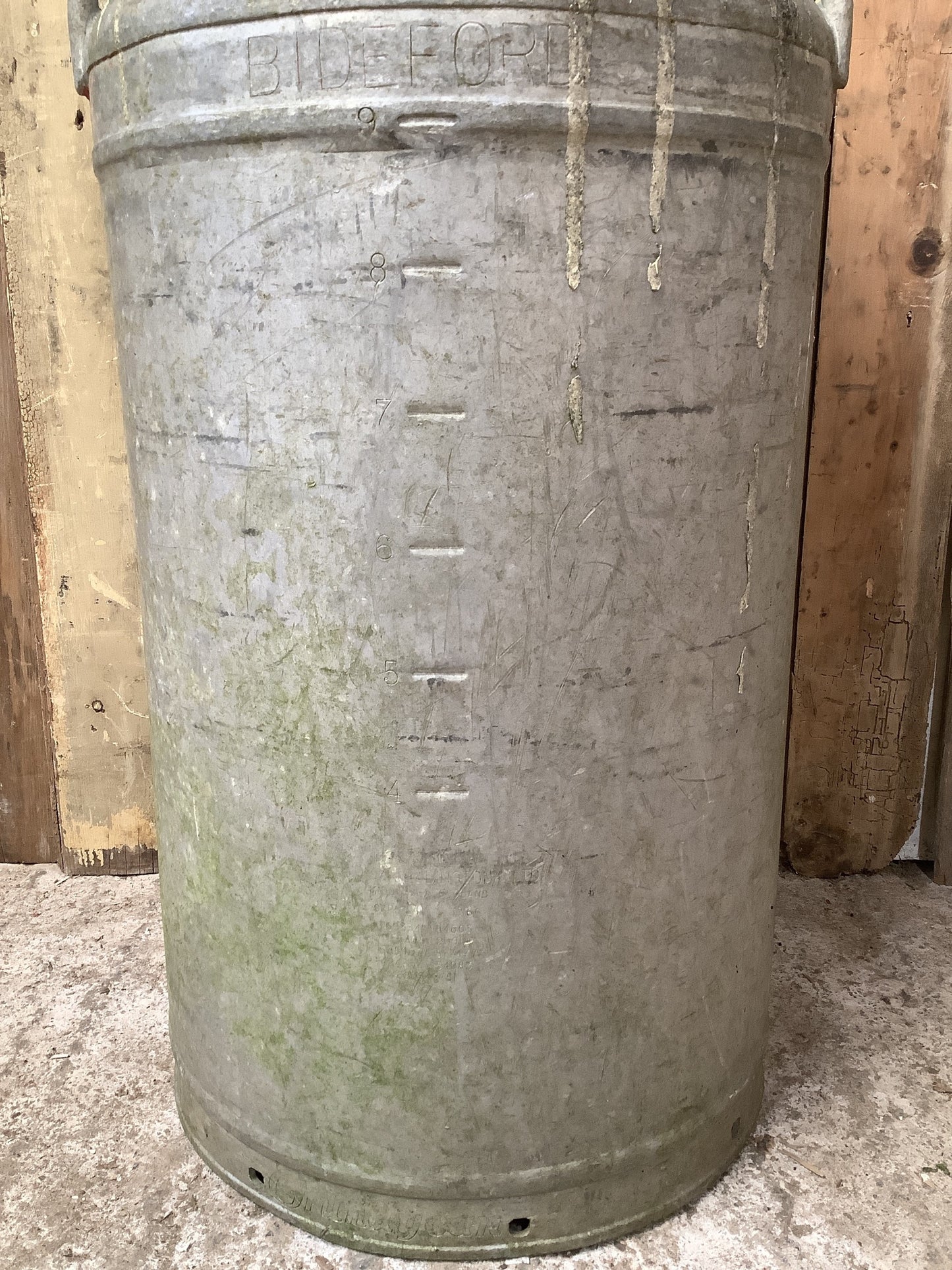 Old Tarnished Rustic Aluminium 10 Gallon Milk Churn Garden Pot 2'3"H