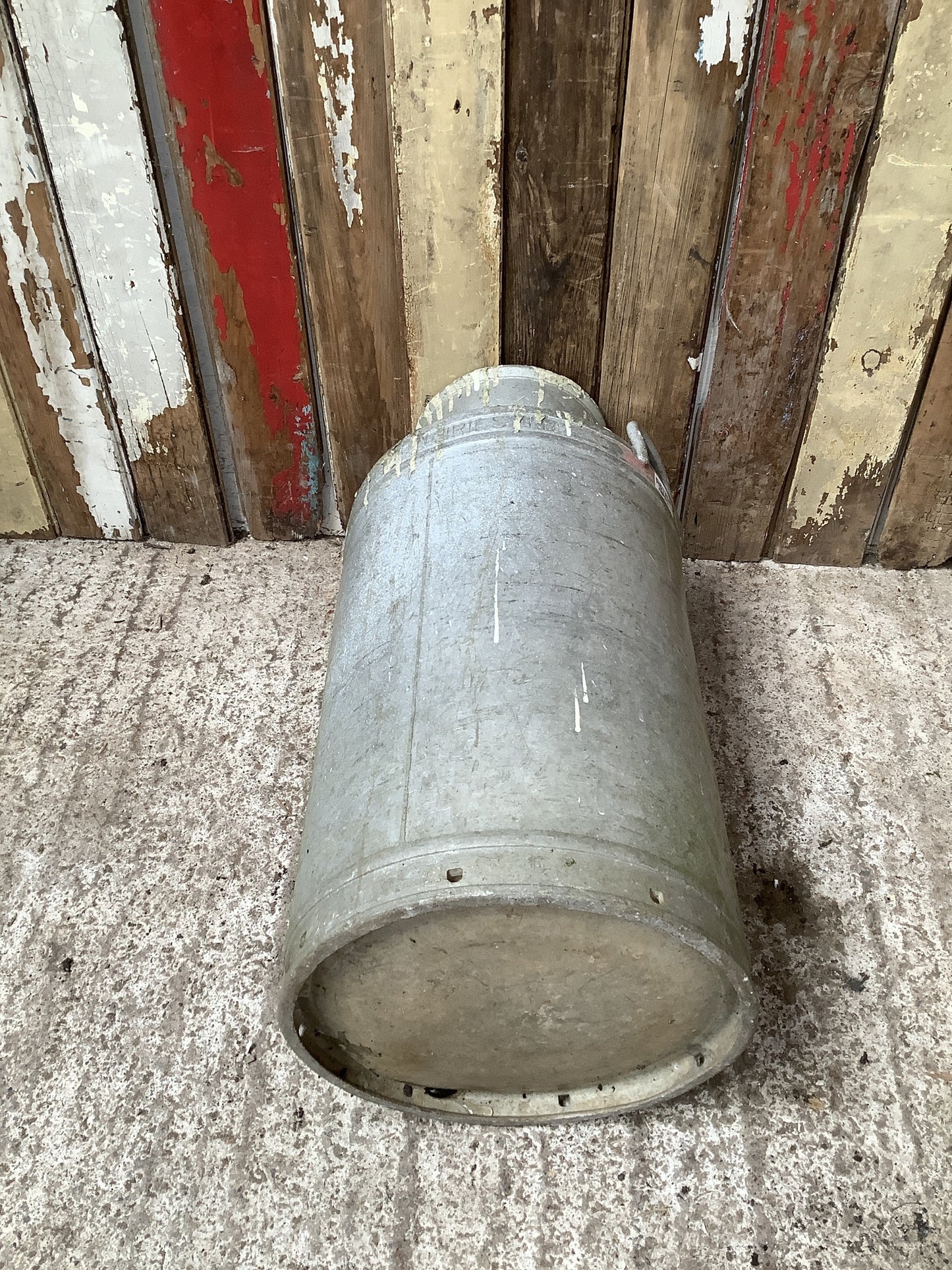 Old Tarnished Rustic Aluminium 10 Gallon Milk Churn Garden Pot 2'3"H