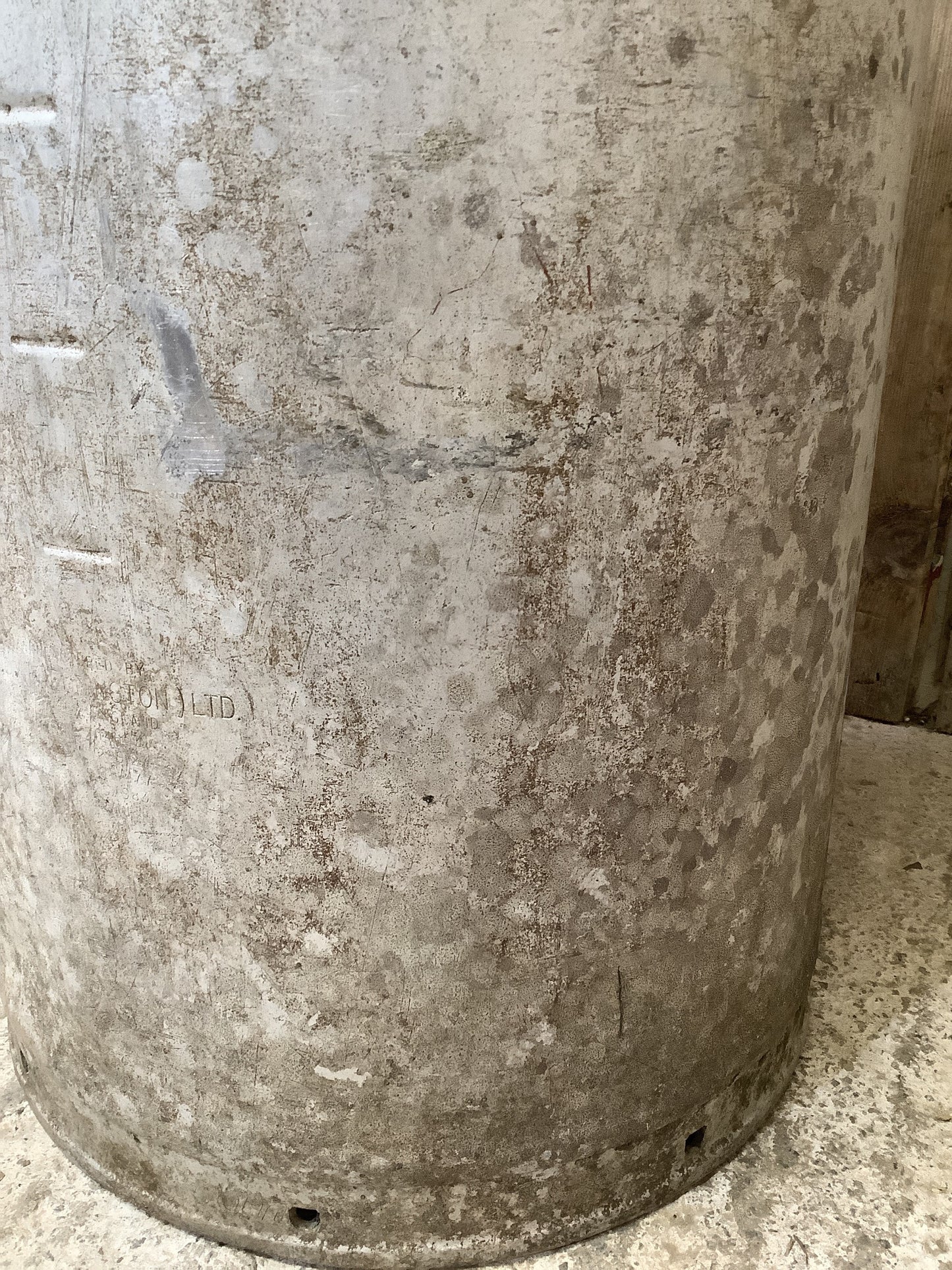 10 Gallon Milk Marketing Board 1960s Tarnished Aluminium Milk Churn Metal