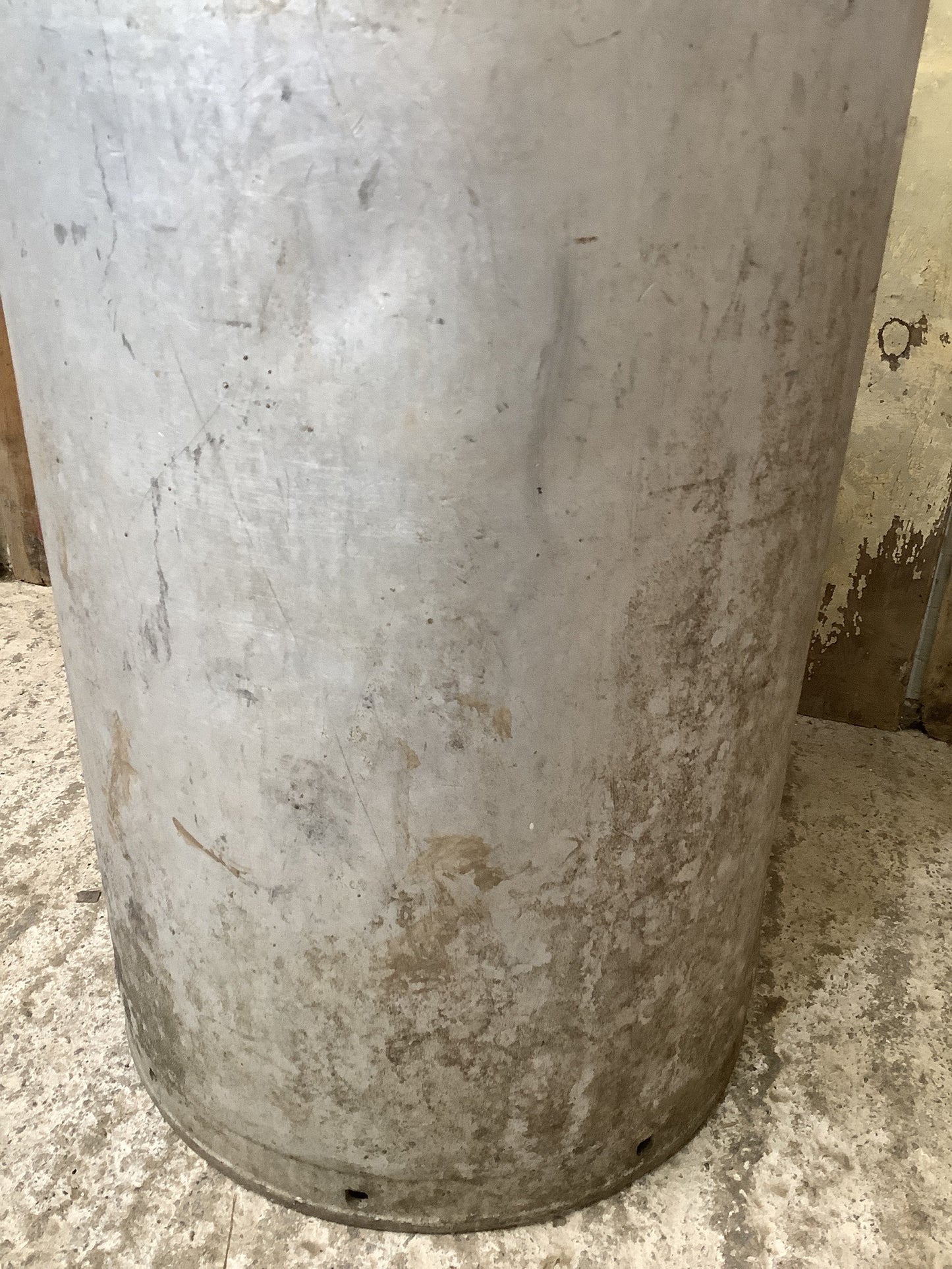 10 Gallon Milk Marketing Board 1960s Tarnished Aluminium Milk Churn Metal