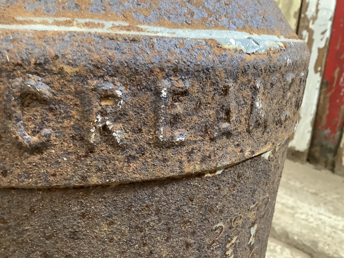 Oakdale Creameries Vintage 1940s Rusty Steel Dairy 10 Gallon Milk Churn Metal
