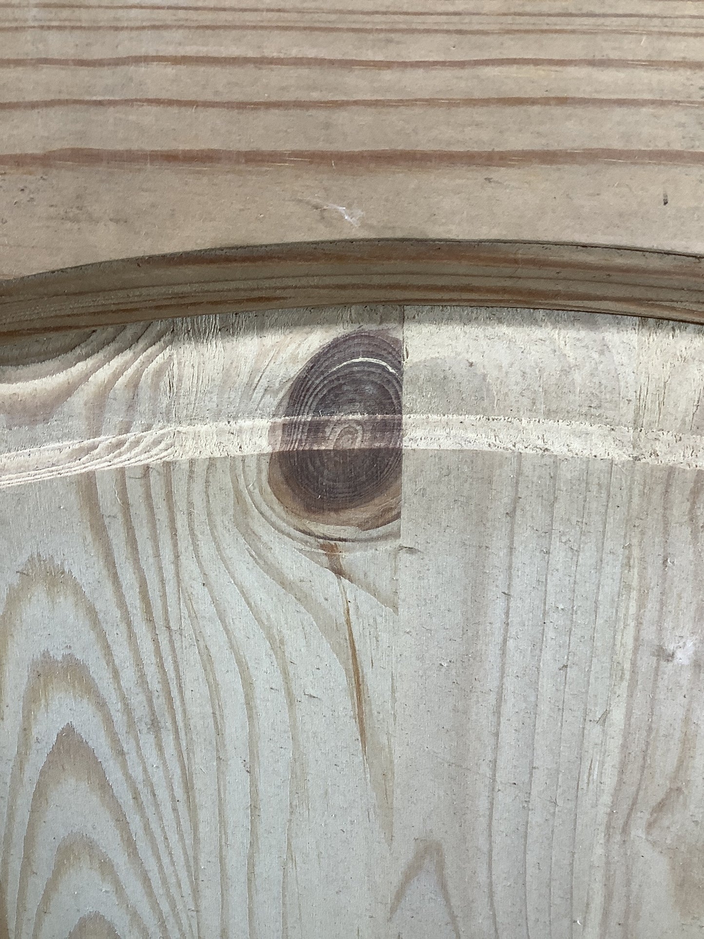 11th Picture showing knotty pine
