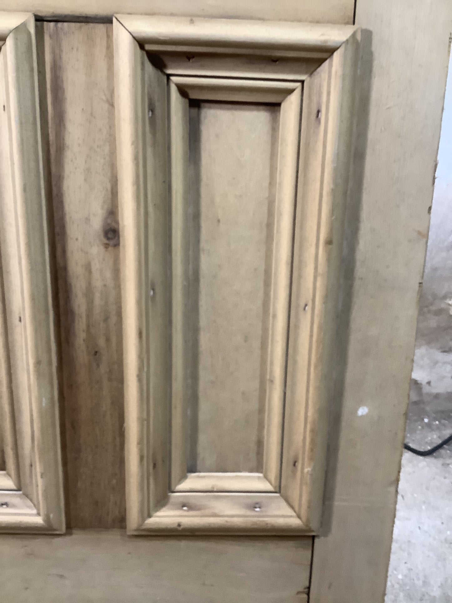 6th Picture showing large beaded panels one side