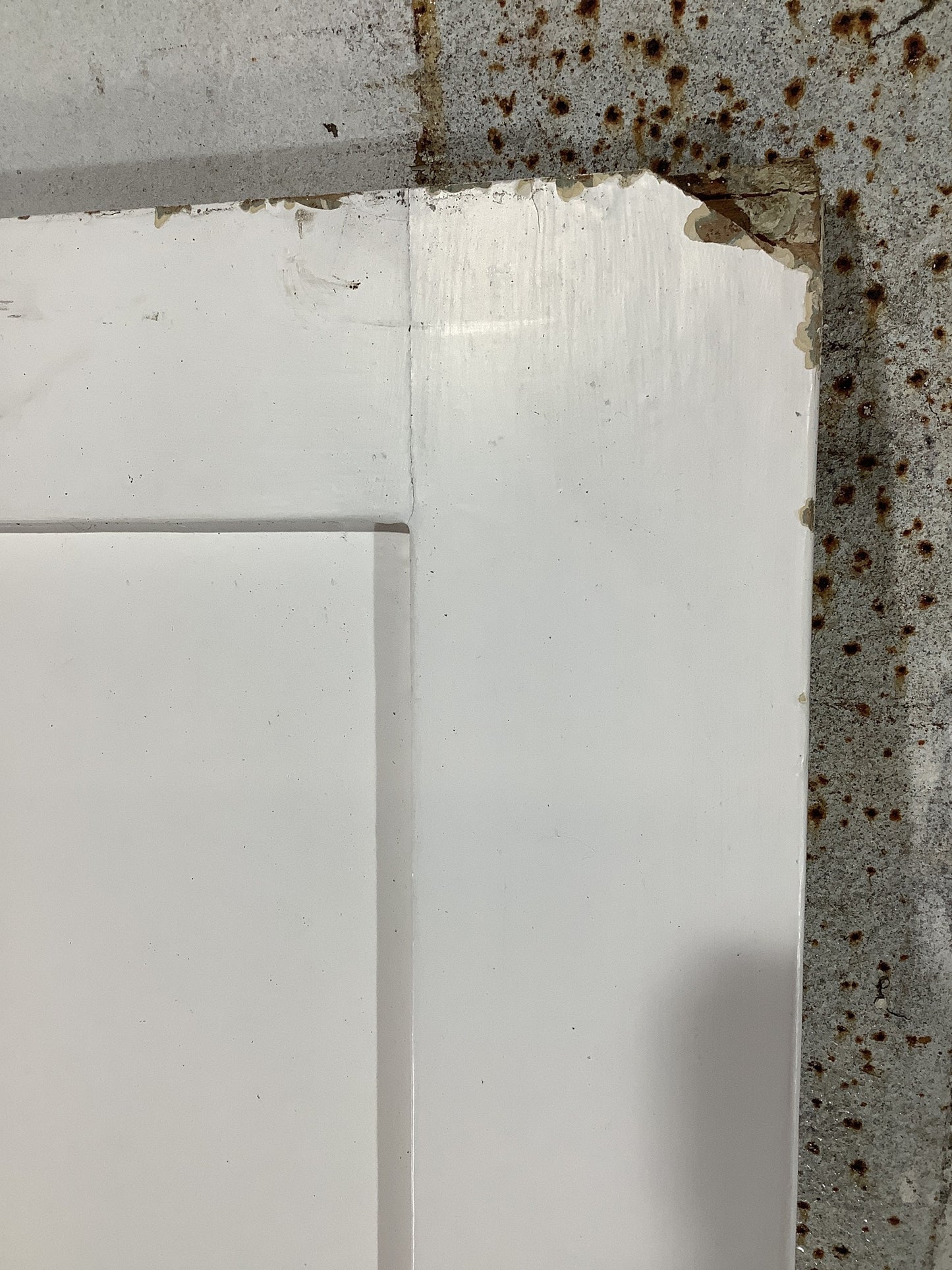 4th Picture showing corner piece out at the top