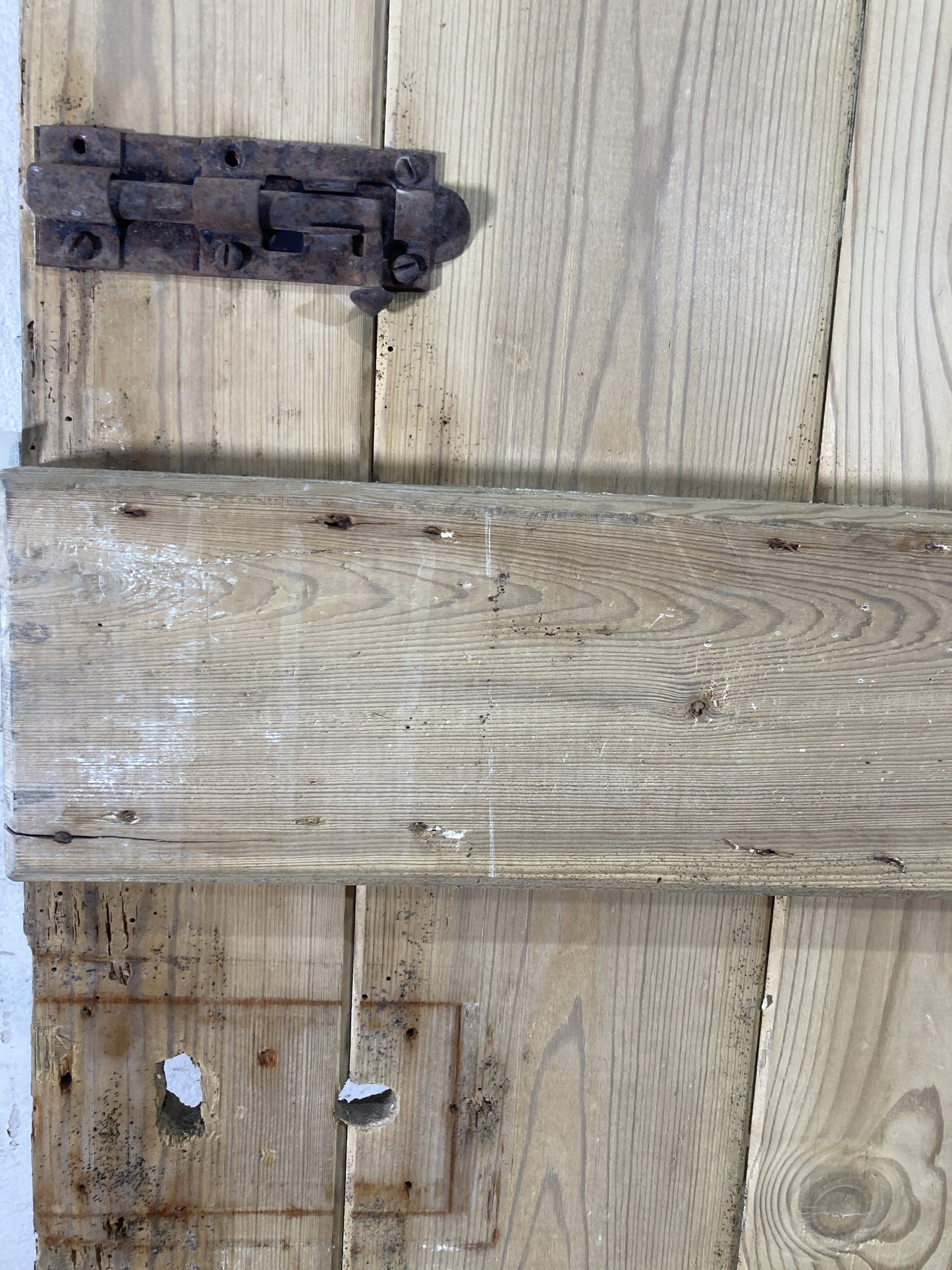 12th Picture showing lock and old lock mark