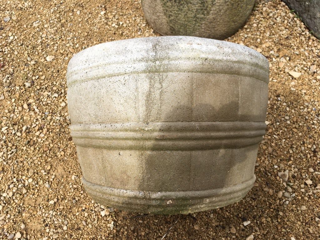 Lovely New Modern Concrete 15" Barrel Style Garden Stone Planter Pot