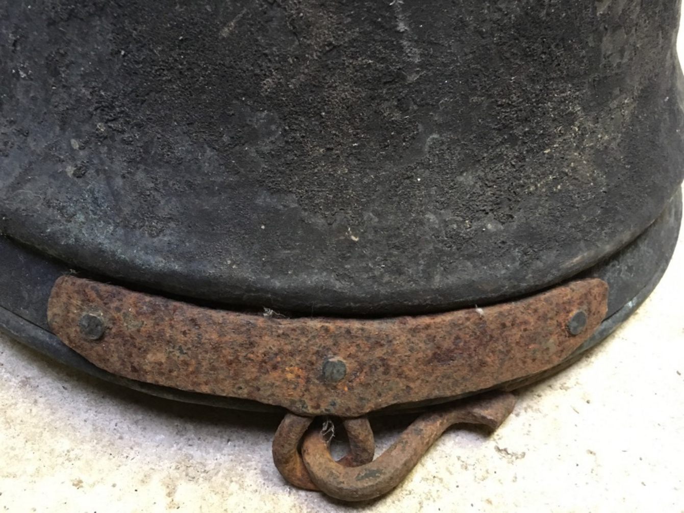 Interesting Victorian Large Copper Fire Hanging Cooking Pot 18¼” Diameter