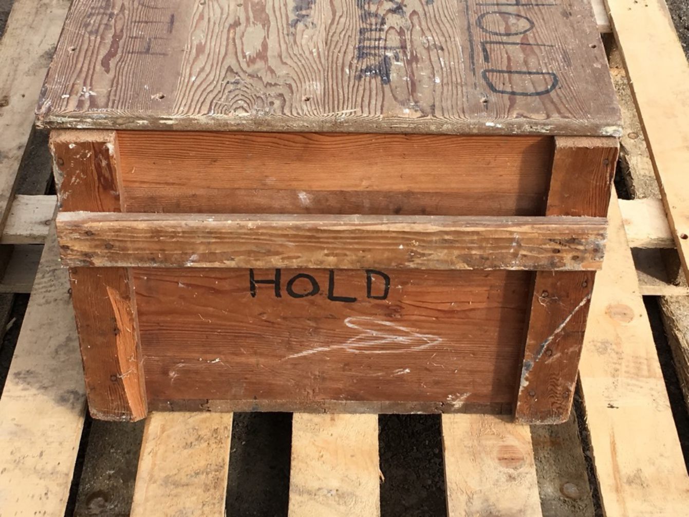 Old Pine Wooden Stoarage Blanket Toy Box Chest 33 1/2 X 23 1/2"