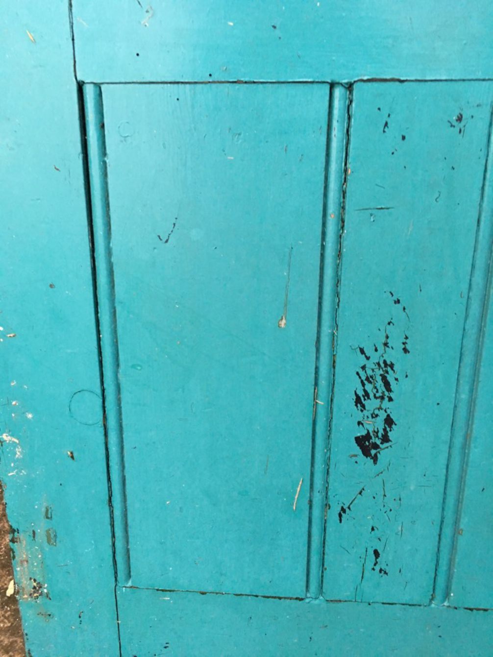 29 5/8”x77 1/8” Reclaimed Victorian Painted Pine 4 Panel 2 Over 2 Internal Door