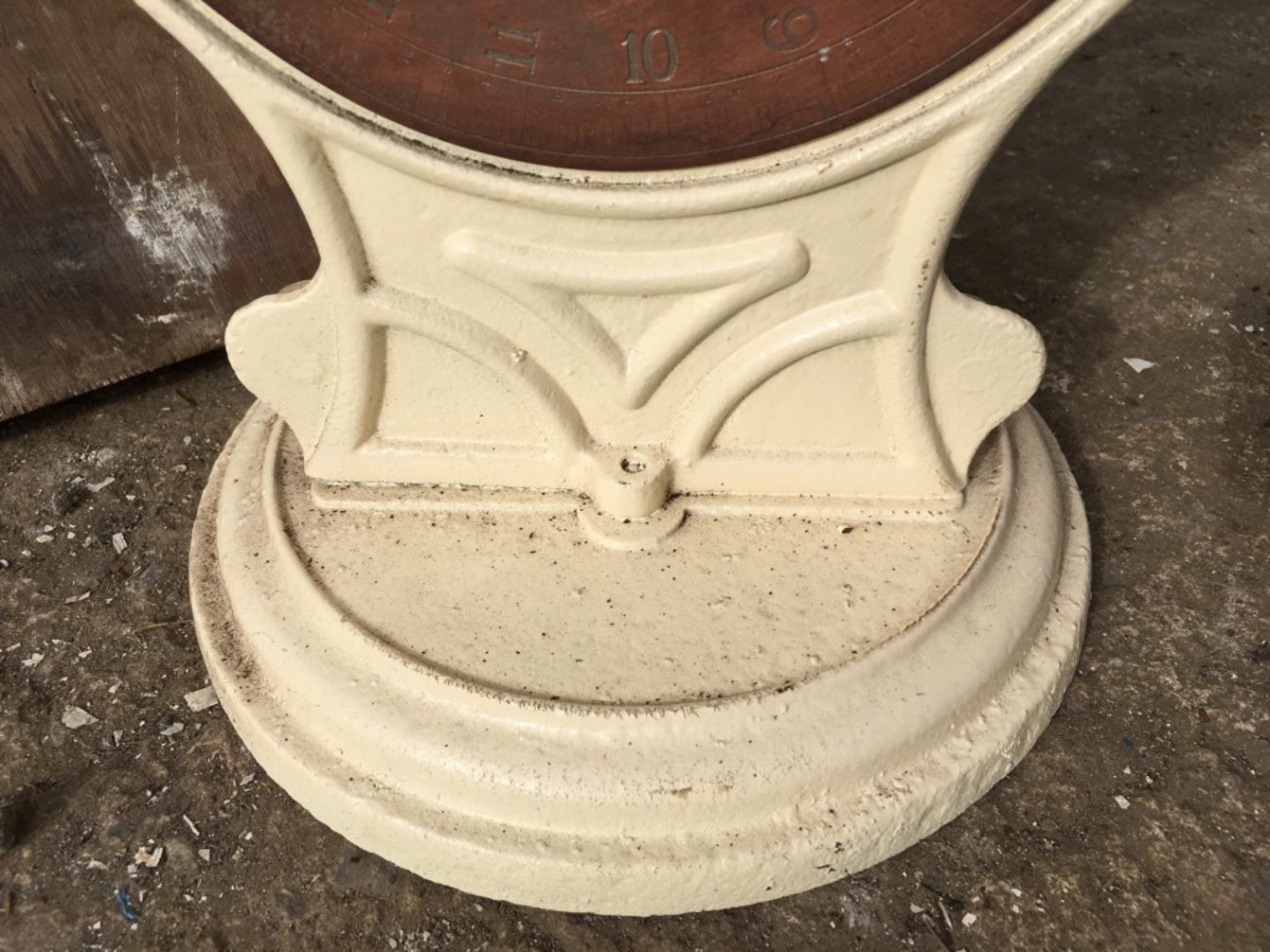 Vintage Cast Iron & Brass Spring Balance Scales 20lbs