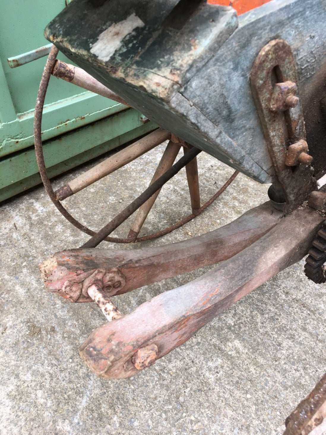 Interesting Old Collectors Seed Drill Kell & Co Of Gloucester & Ross