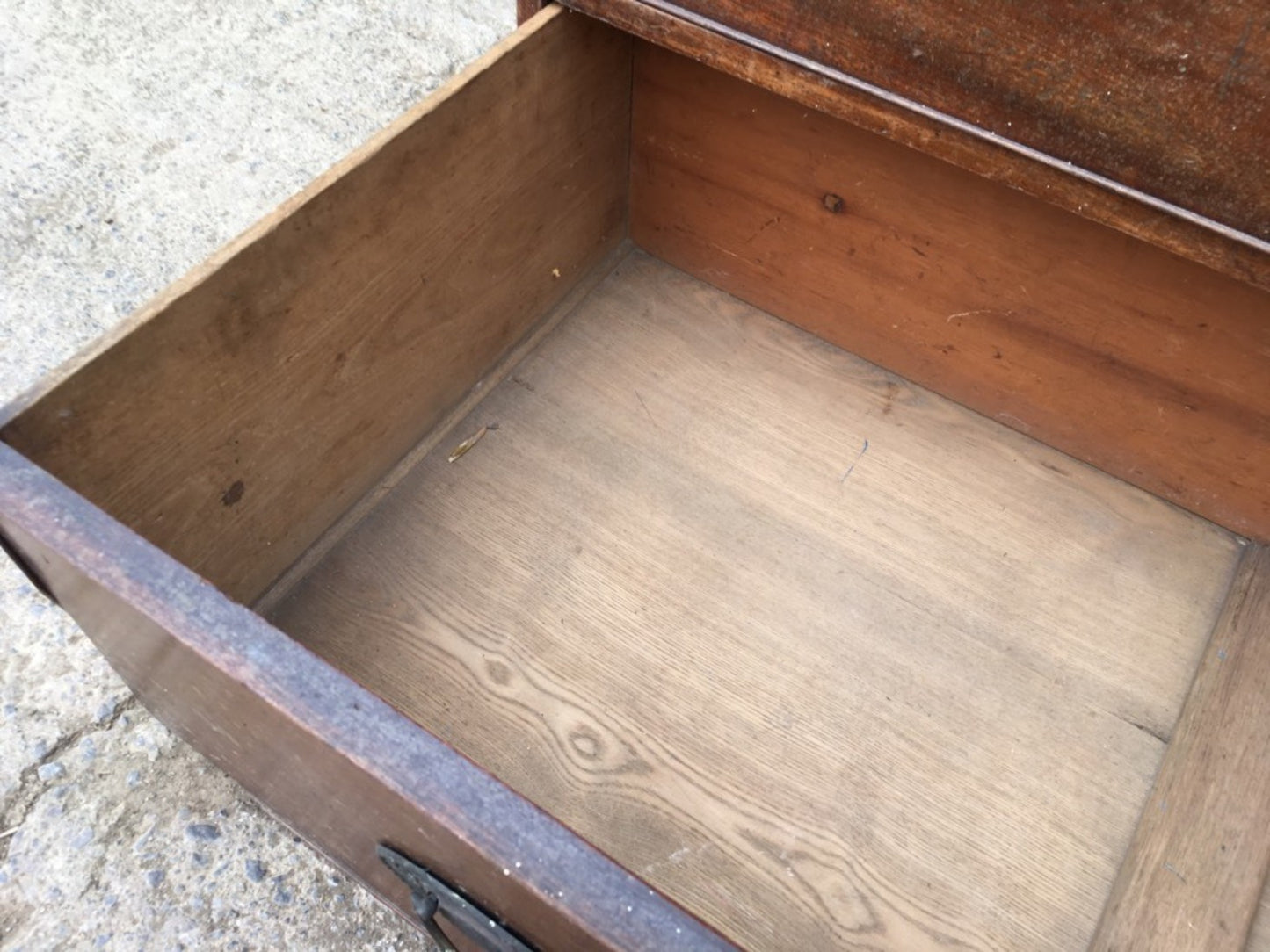 Reclaimed Antique Victorian Mahogany Large 3 Drawer Chest 84x118cm
