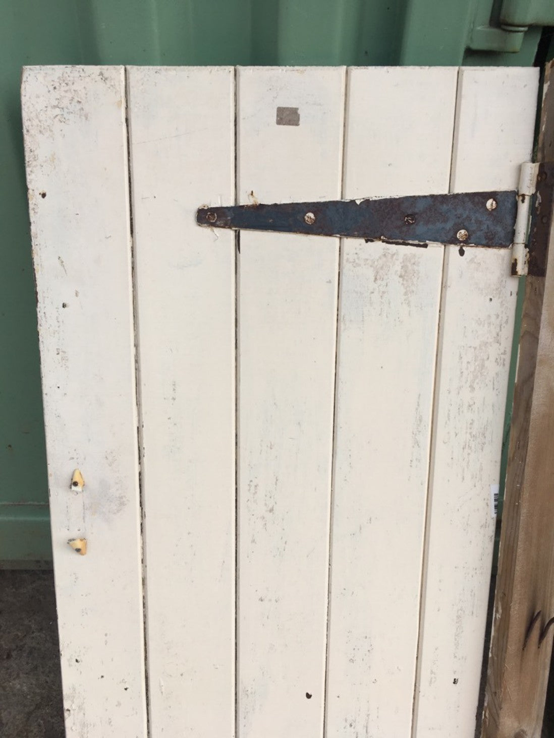 18 7/8”x39” Reclaimed Old Painted Pine 5 Plank & Ledge Narrow Internal Door