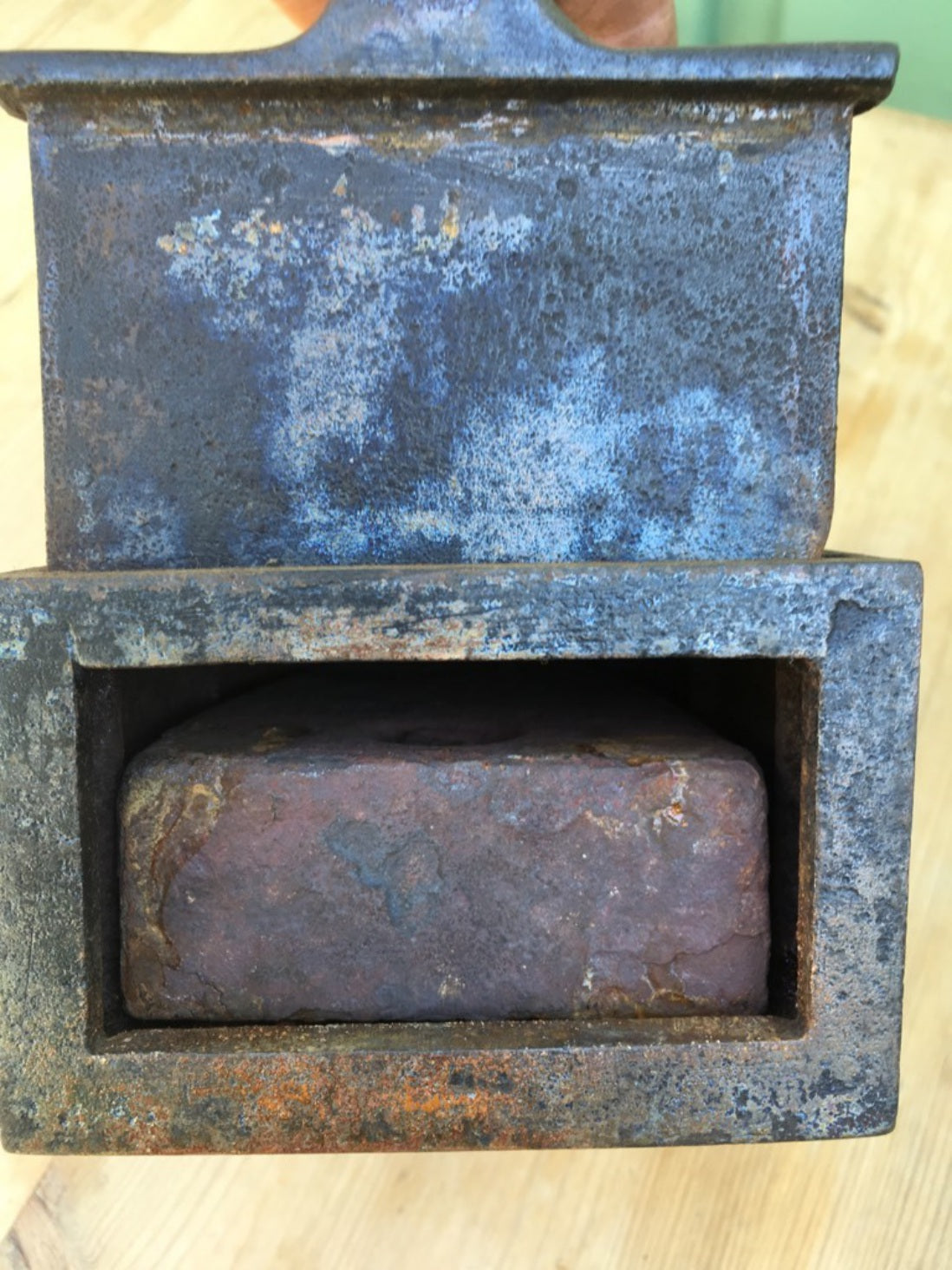 Interesting Collectable Rare Old Cast Iron Flat Hot Iron For Clothes 17x15.4cm