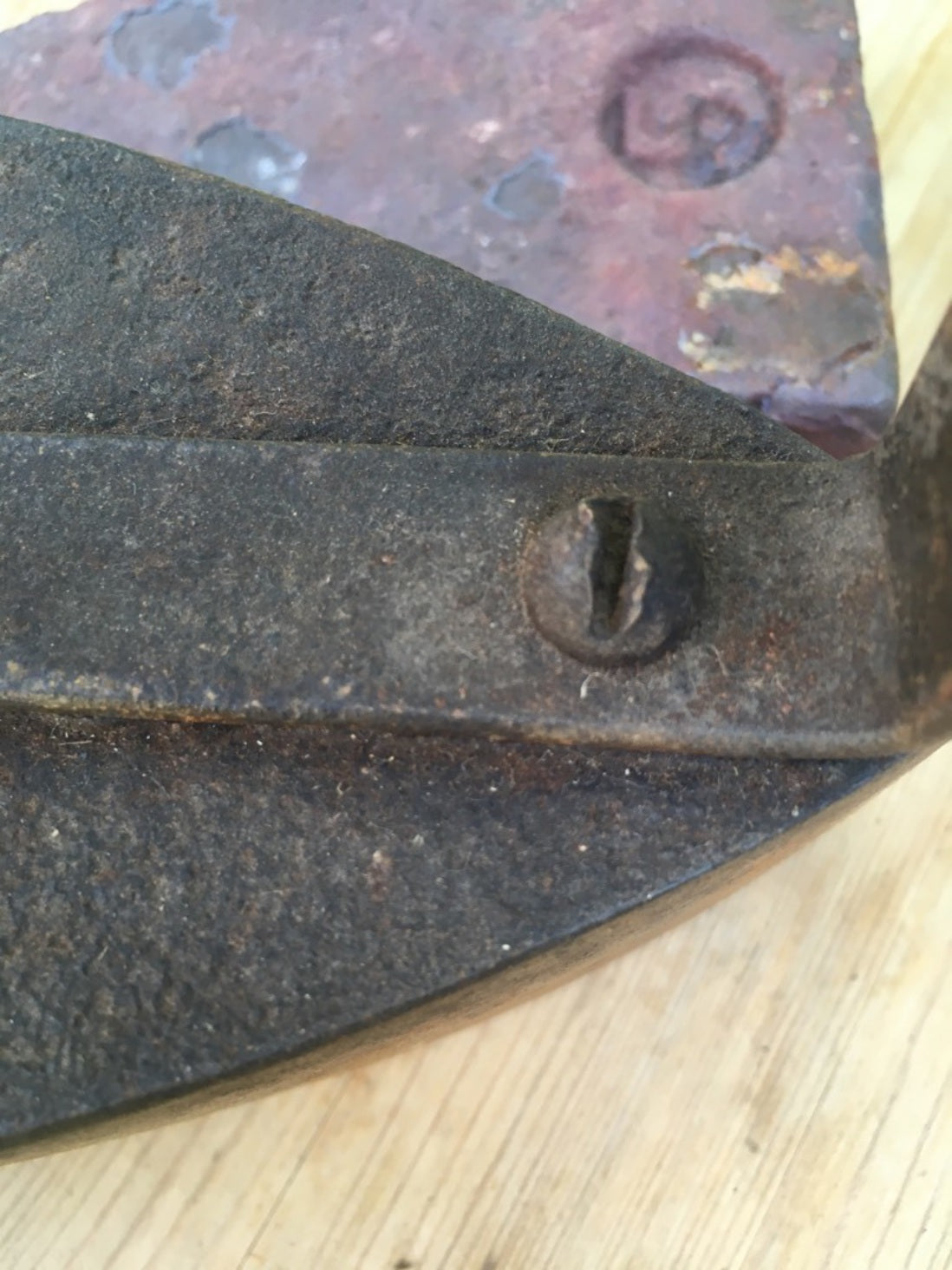 Interesting Collectable Rare Old Cast Iron Flat Hot Iron For Clothes 17x15.4cm