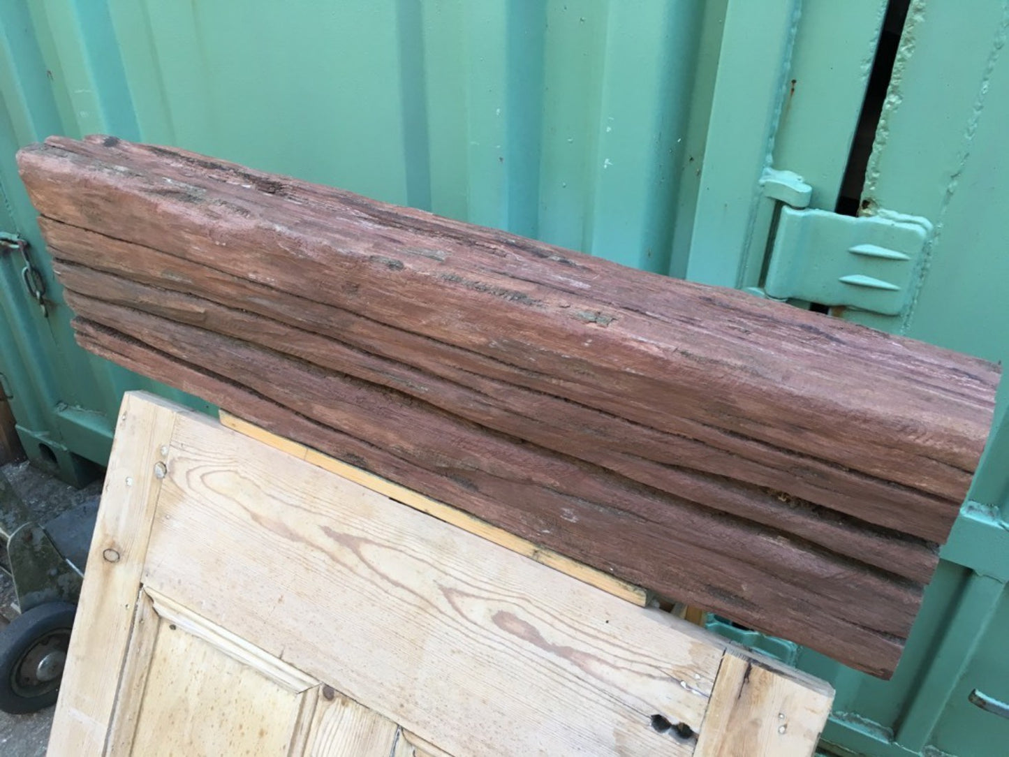 2ft 9 1/2" Or 85.2cm Long Reclaimed Old Red Hardwood Timber Beam