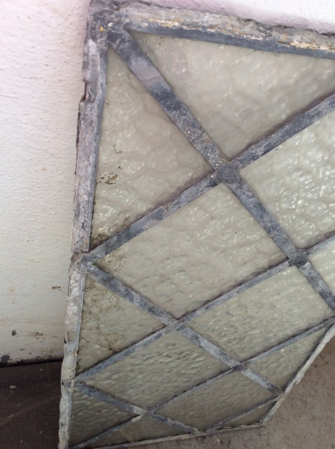 39.7cm By 22.5cm Salvaged Old Antique Translucent Glass Leaded Window 14 Panes