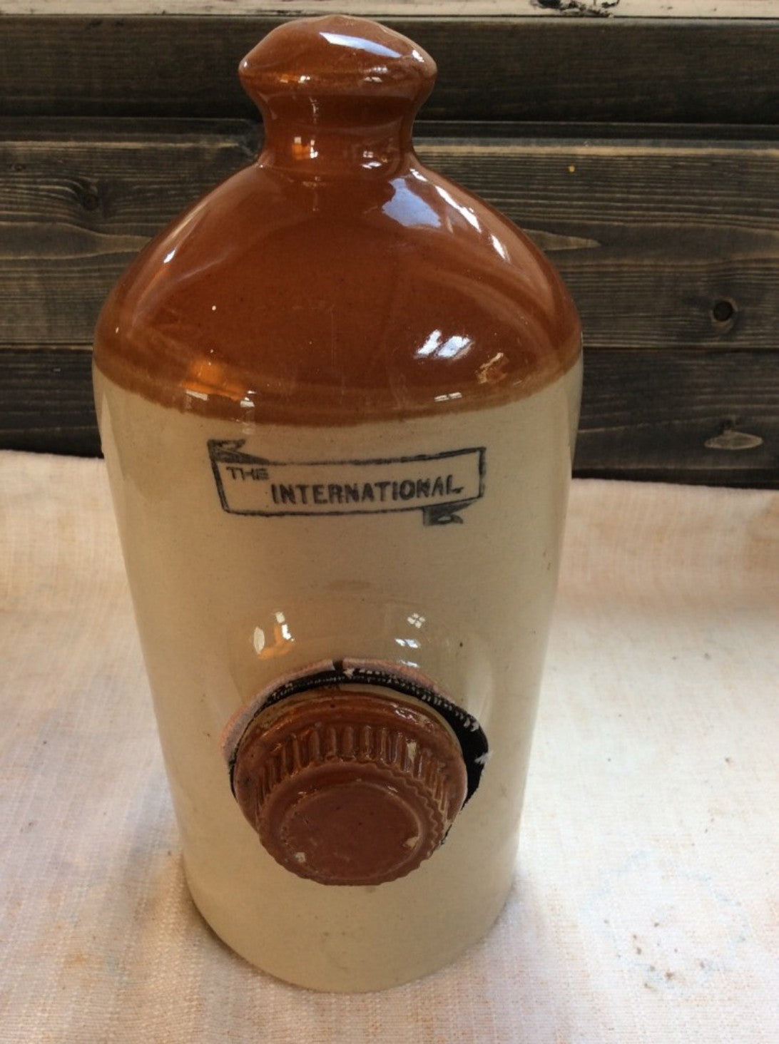 Vintage Old ‘The International’ Stoneware Bed Warmer 25.5cm Long