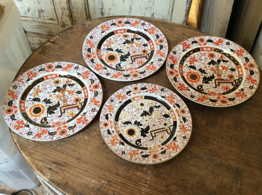 Four Interesting Ironstone China Plates Matching Pattern 23.6cm & 26cm Diameter