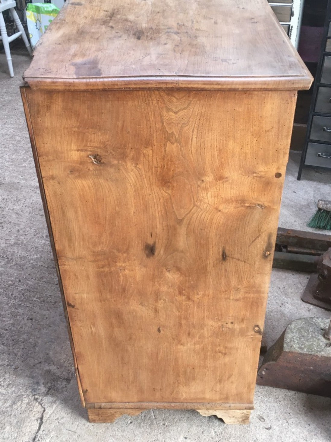 Rare Antique Early Victorian Period Elm 2 Over 3 Chest Of Drawers