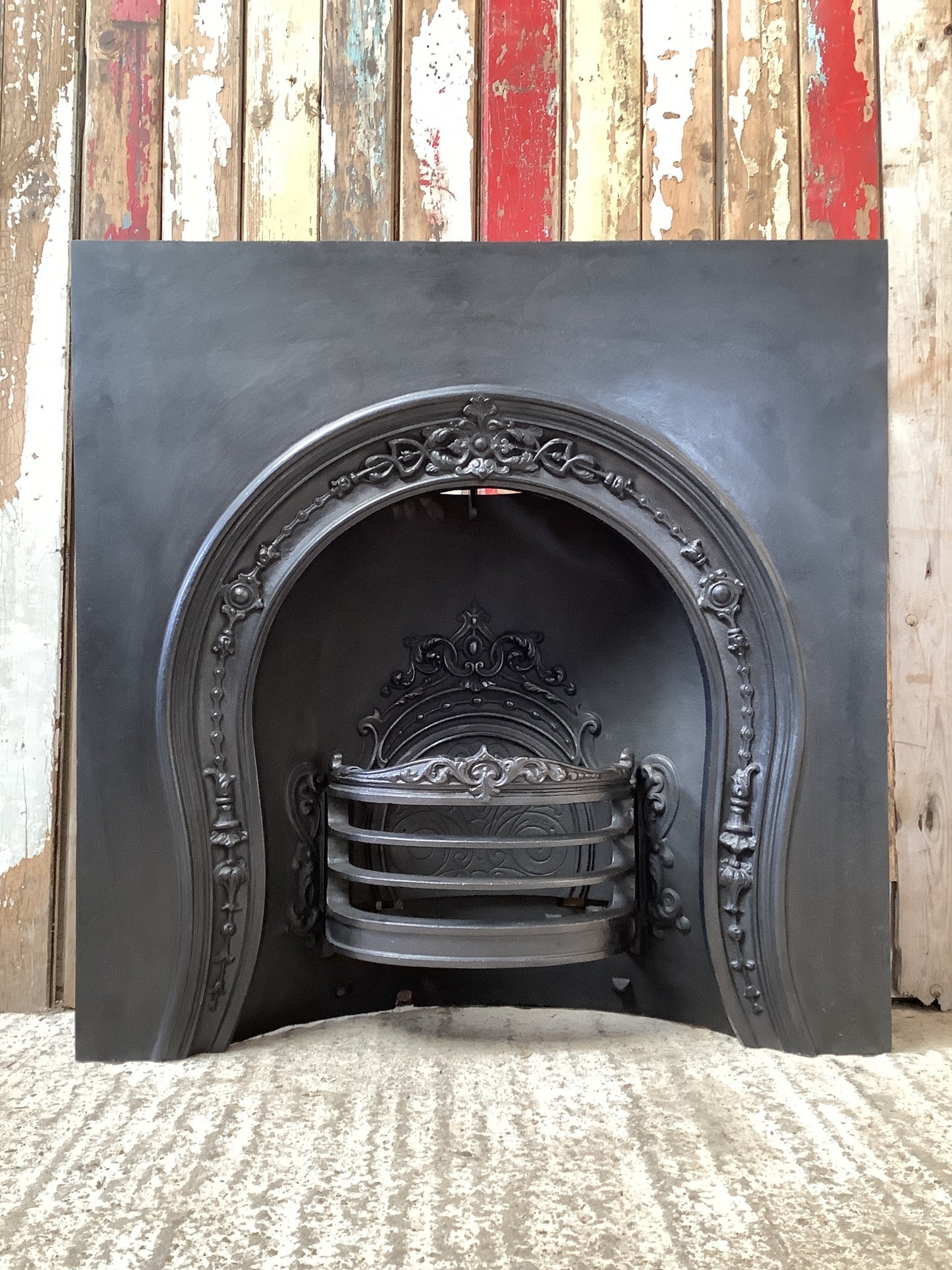 Old Polished Cast Iron Horseshoe Living room Fireplace 3'1"Hx3'1"W