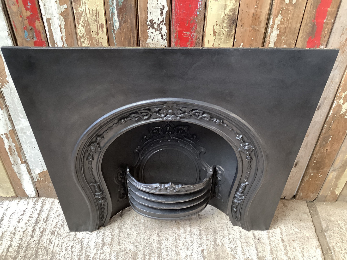 Old Polished Cast Iron Horseshoe Living room Fireplace 3'1"Hx3'1"W