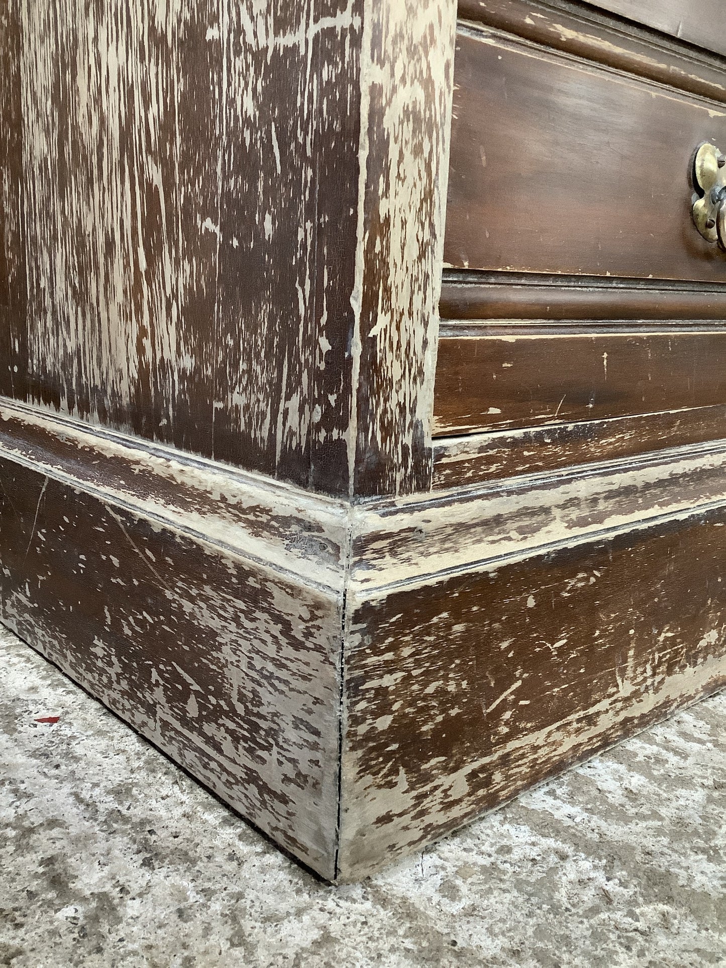 1930s Stained Satin Walnut Chest of 3 Drawers 2'8"Hx3'2"W