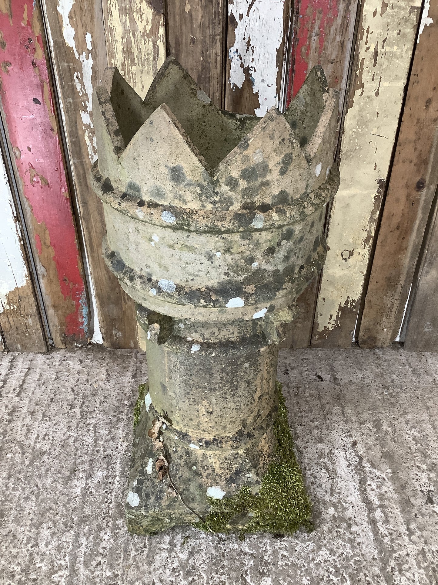 Old Yellow Buff Clay Crown Bishop Chimney Pot 2'6"Hx1'1"W