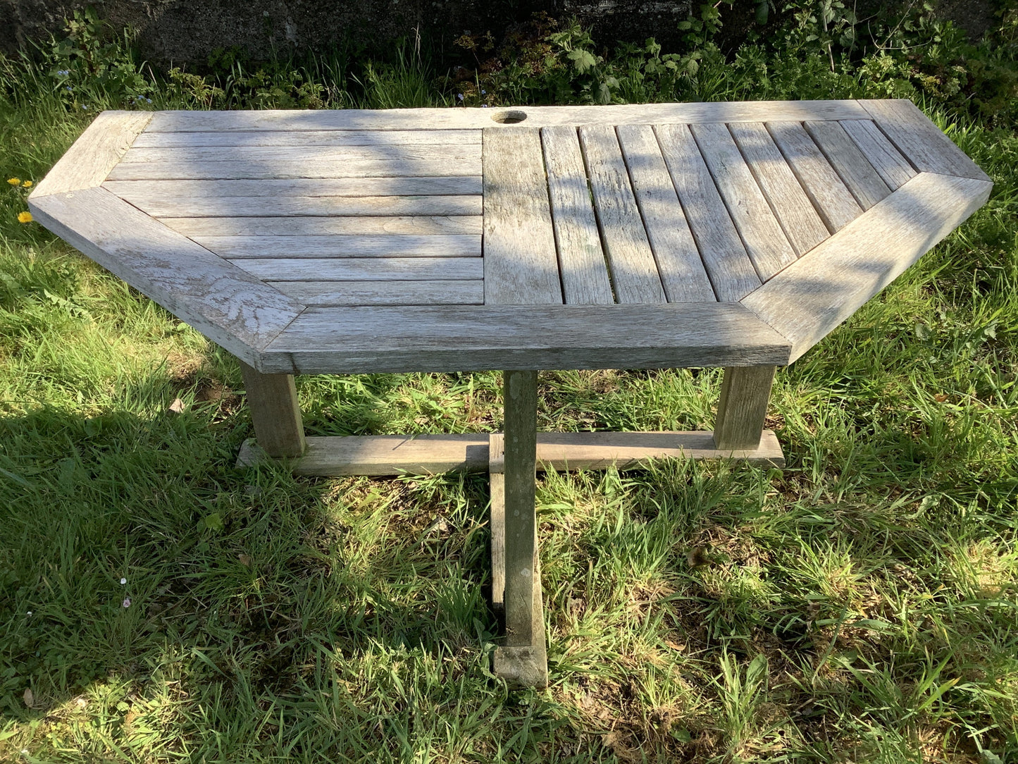 1/2 Old Teak Garden 3 Legged Corner Table Rustic 3'11"L x2'1"W