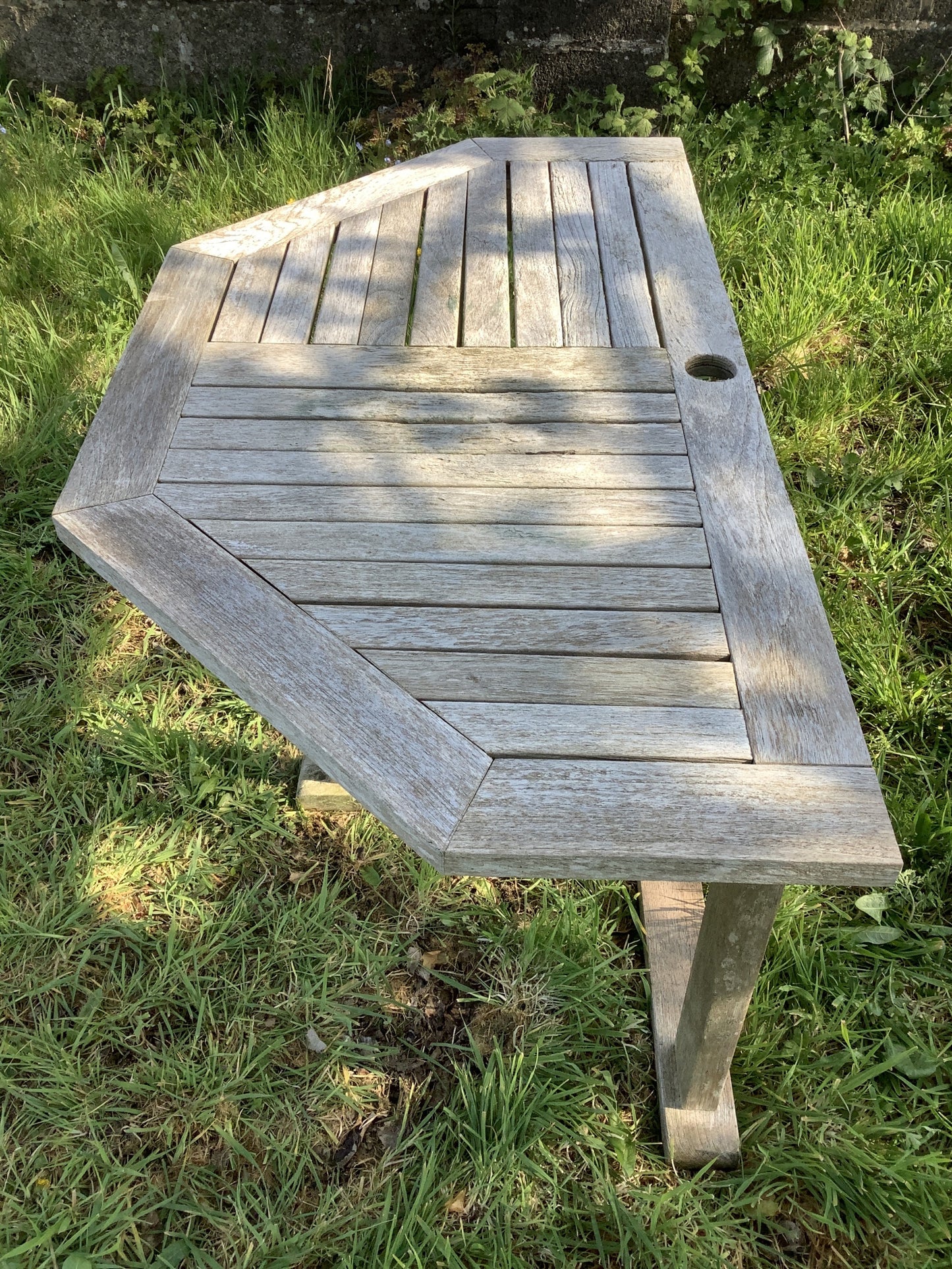 1/2 Old Teak Garden 3 Legged Corner Table Rustic 3'11"L x2'1"W