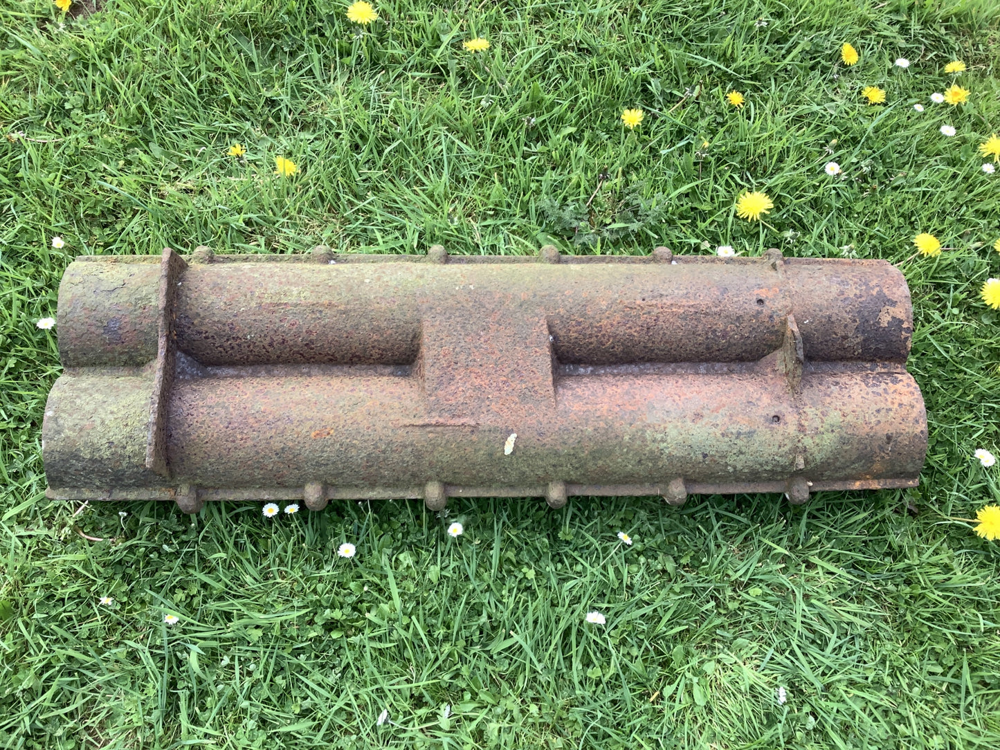 Victorian Cast Iron Rectangle Rusty Pig Trough 7"Hx1'1"W