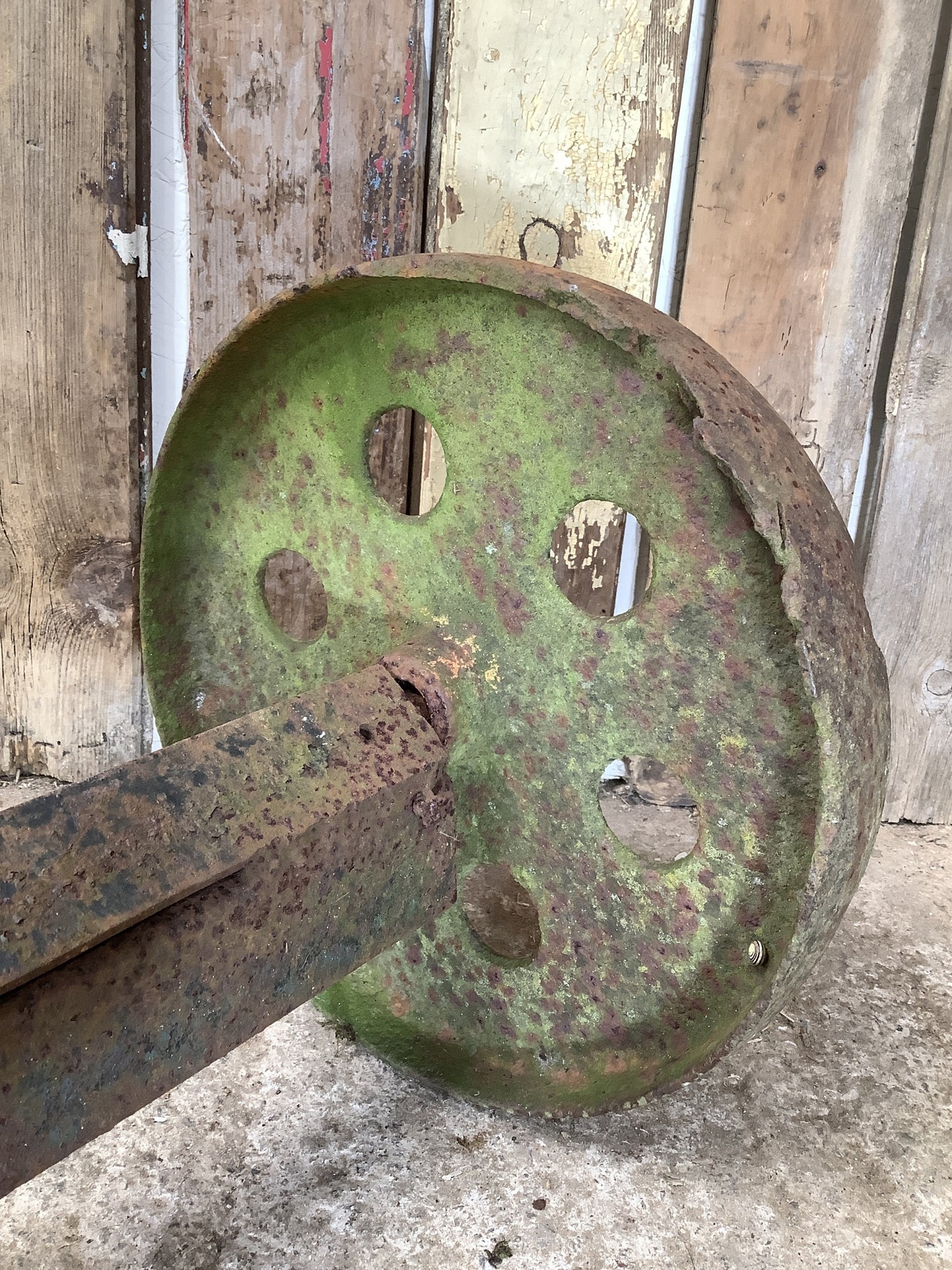 Old Cast Iron Metal 6 Hole Centres Hen House Trolly Wheels
