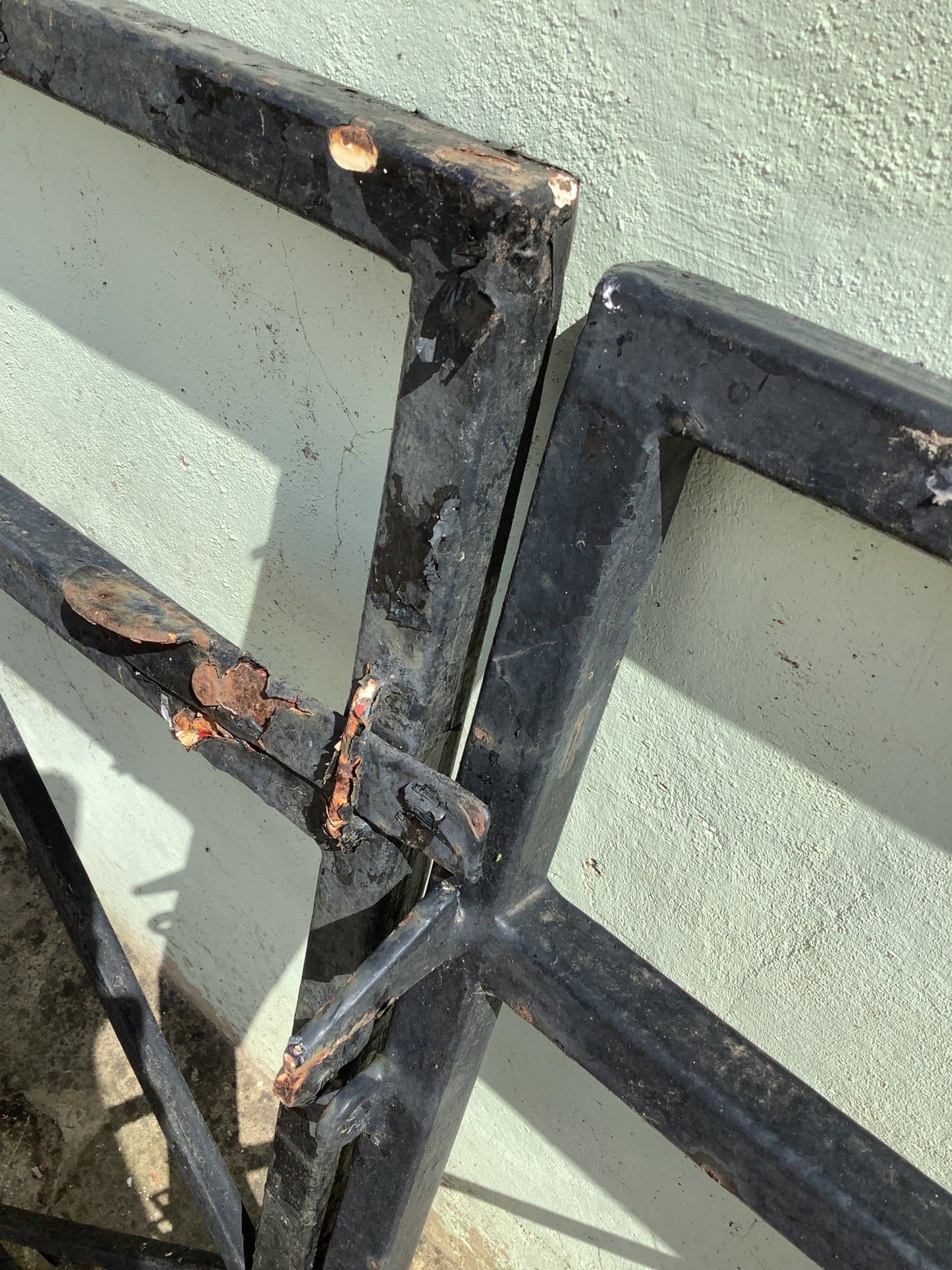 2'7"H 7'8"x W Pair of Metal Steel Garden Drive House Gates