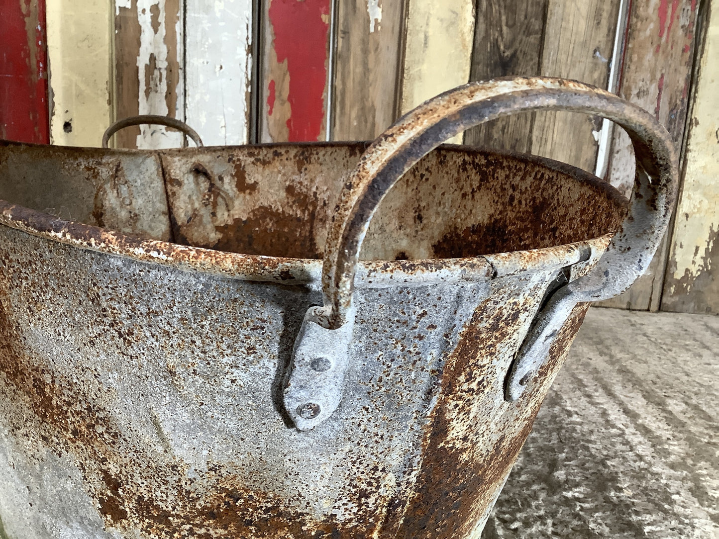 Old Galvanized Rusty Vintage Wash Tub Garden Planter 10"H