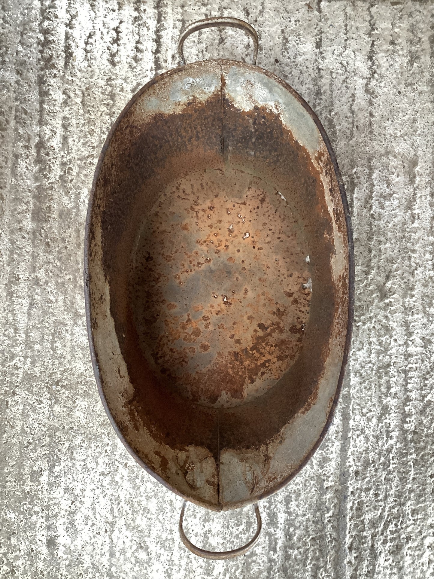 Old Galvanized Rusty Vintage Wash Tub Garden Planter 10"H