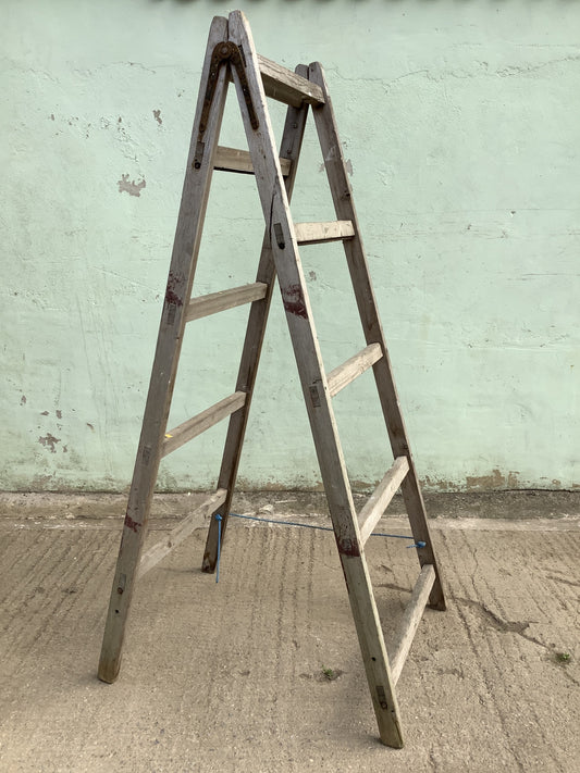 Single Old Reclaimed Vintage Pine Tall Decorators Trestles Frame Easel