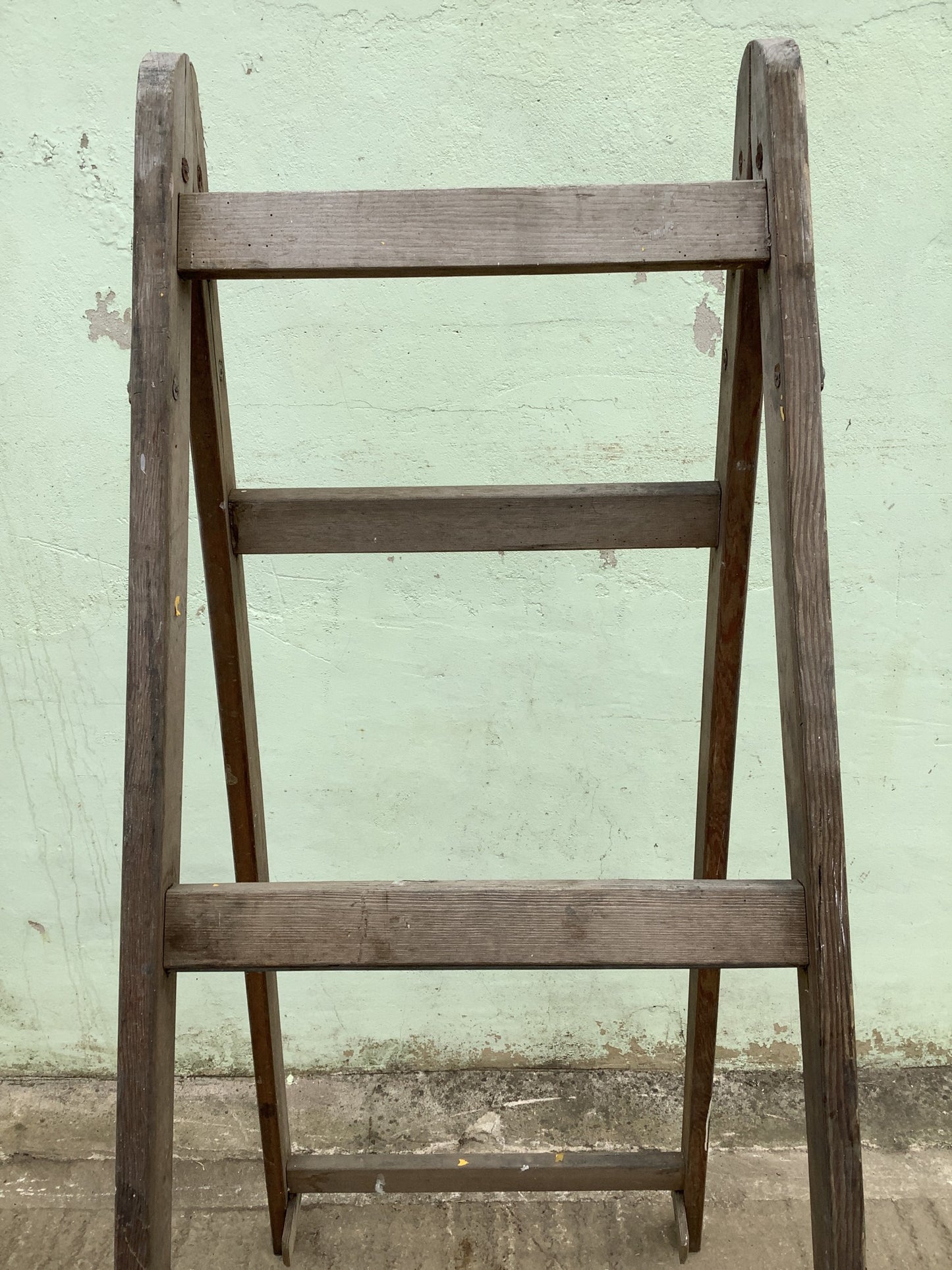 Single Old Reclaimed Vintage Pine Tall Decorators Trestles Frame Easel