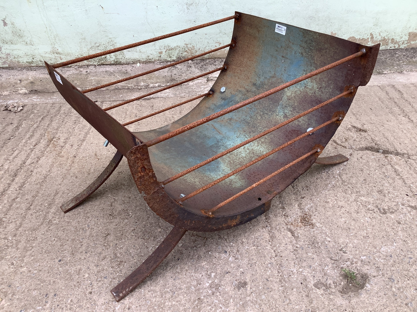 1'3"H 2'9" W Large Strong Rusty Metal Outside Firepit Fire Garden Burner