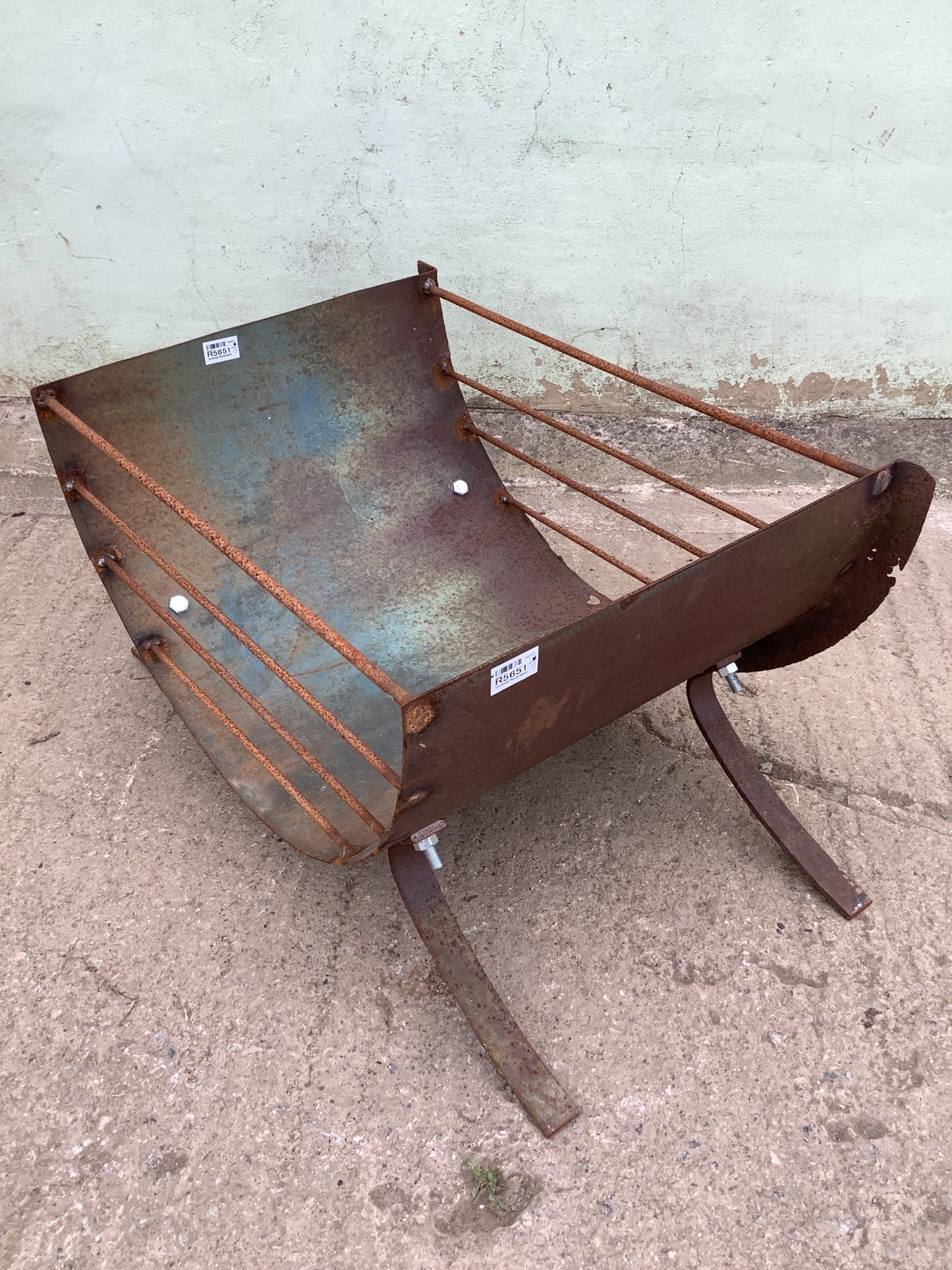 1'3"H 2'9" W Large Strong Rusty Metal Outside Firepit Fire Garden Burner